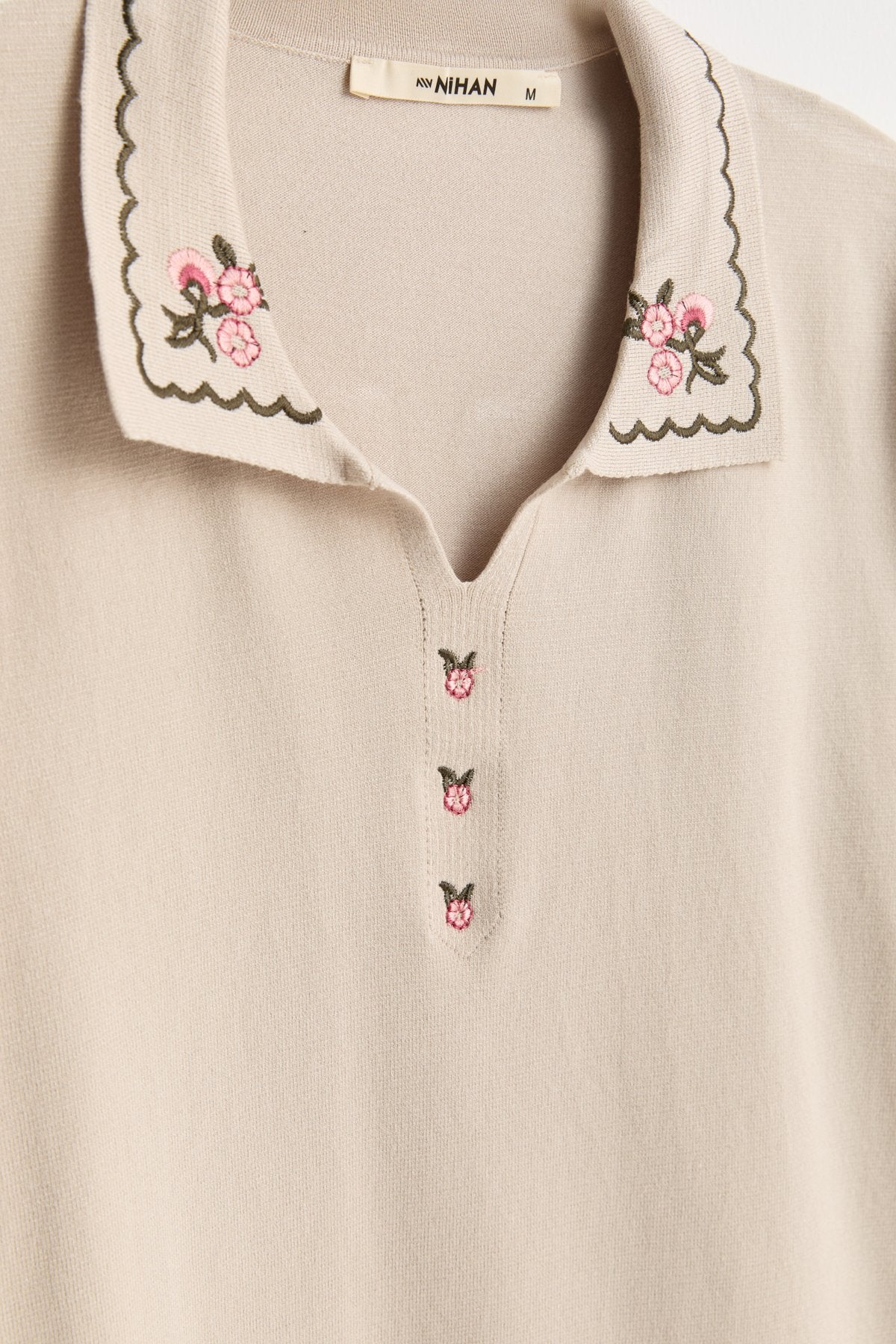 buyuk-beden-nakisli-polo-yaka-viskon-kazak-tas-260670.jpg