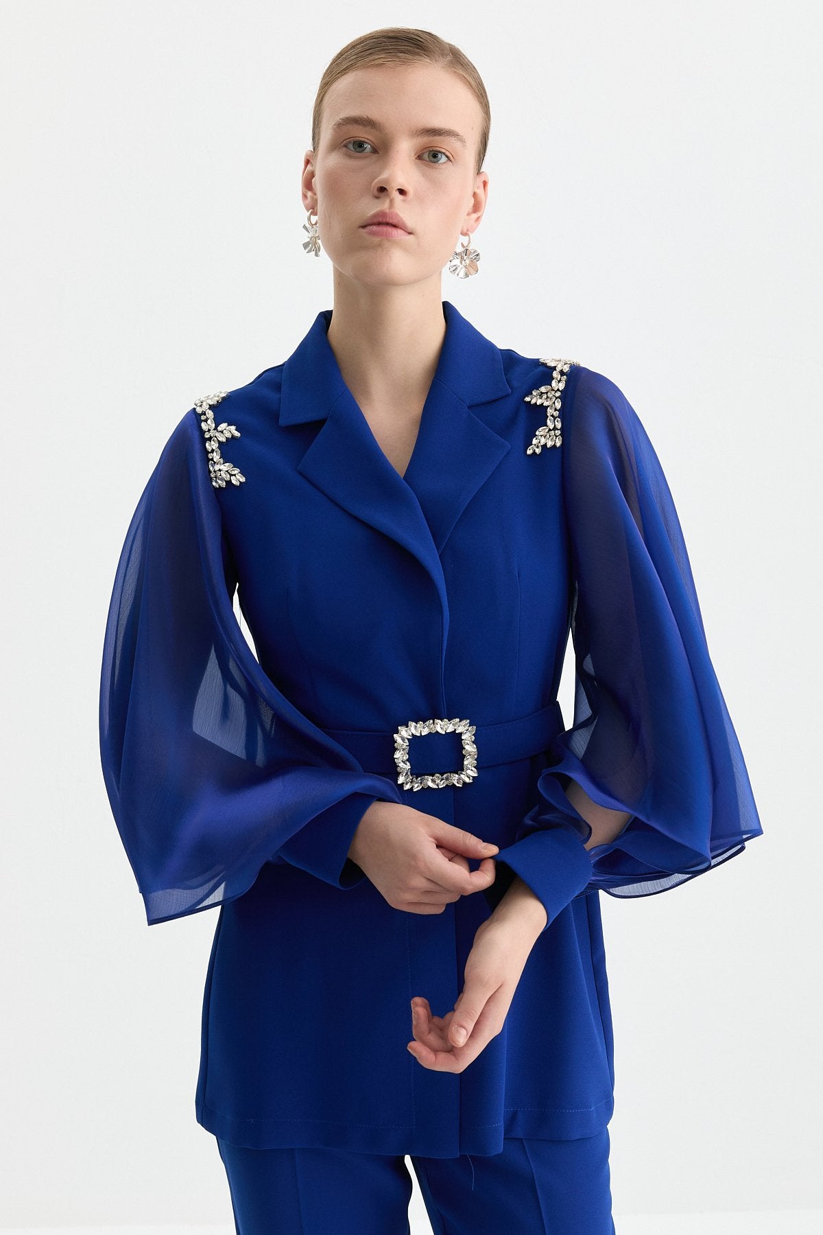 buyuk-beden-omzu-parlak-tasli-kolu-organze-pantolon-ceket-takim-saks-274243.jpg