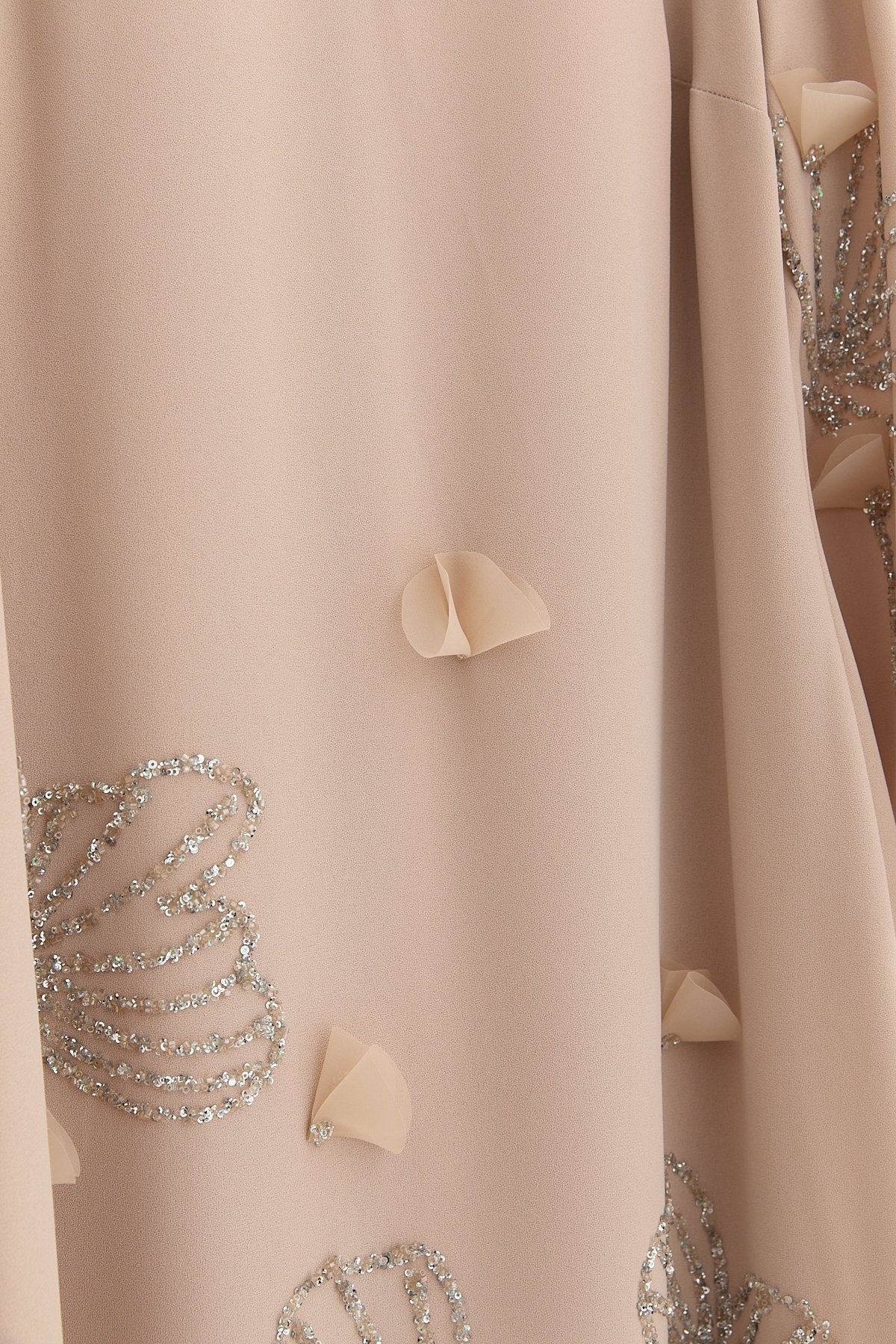 buyuk-beden-parlak-tas-detayli-abiye-bej-254249.jpg