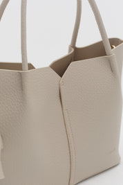 Charm Aksesuarlı Satchel Çanta - Vanilya