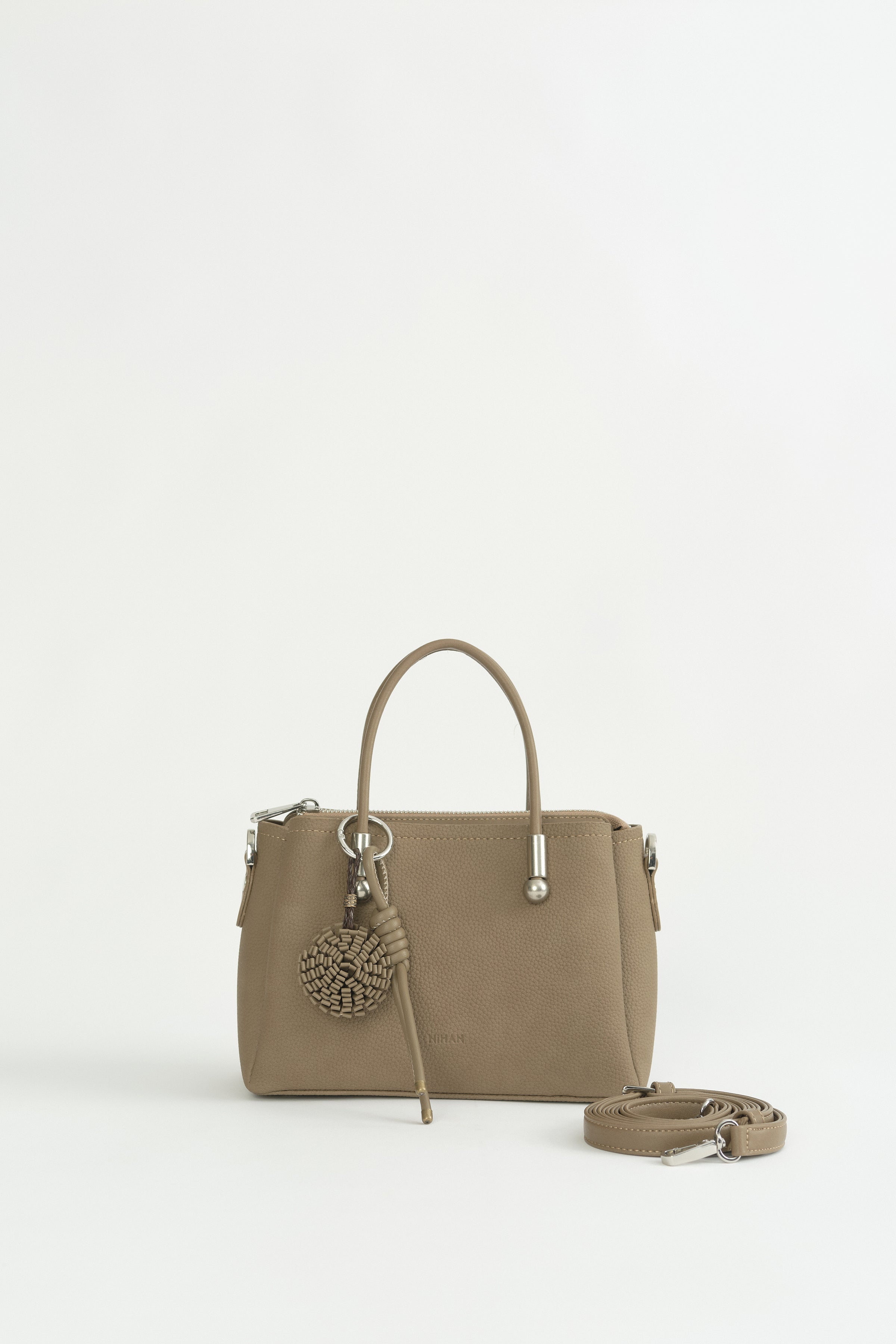 Charm Detaylı Tote Çanta - Vizon