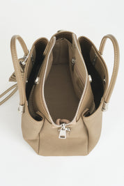 Charm Detaylı Tote Çanta - Vizon