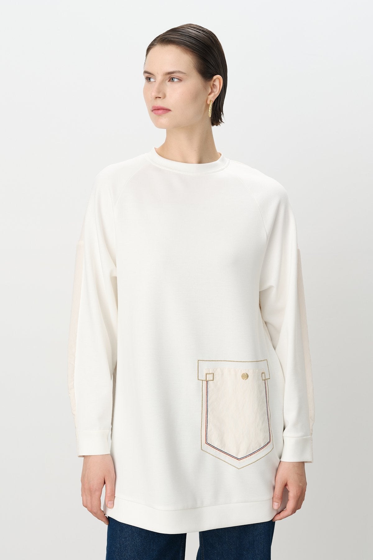 Çizgi ve Nakış Detaylı Örme Sweat - Ekru