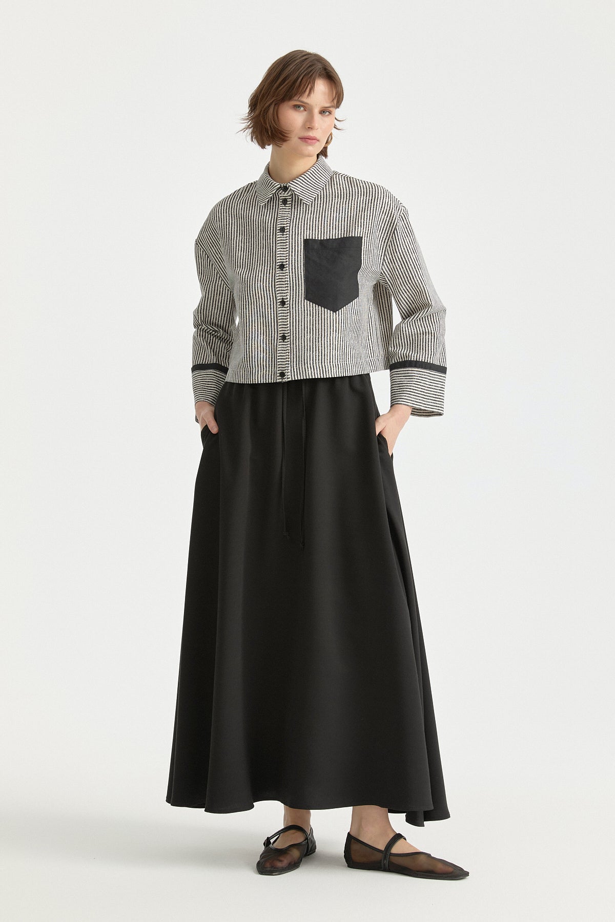 cizgili-crop-keten-gomlek-siyah-262823.jpg