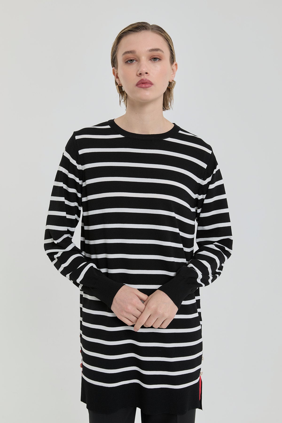 cizgili-rayon-triko-tunik-siyah-258902.jpg