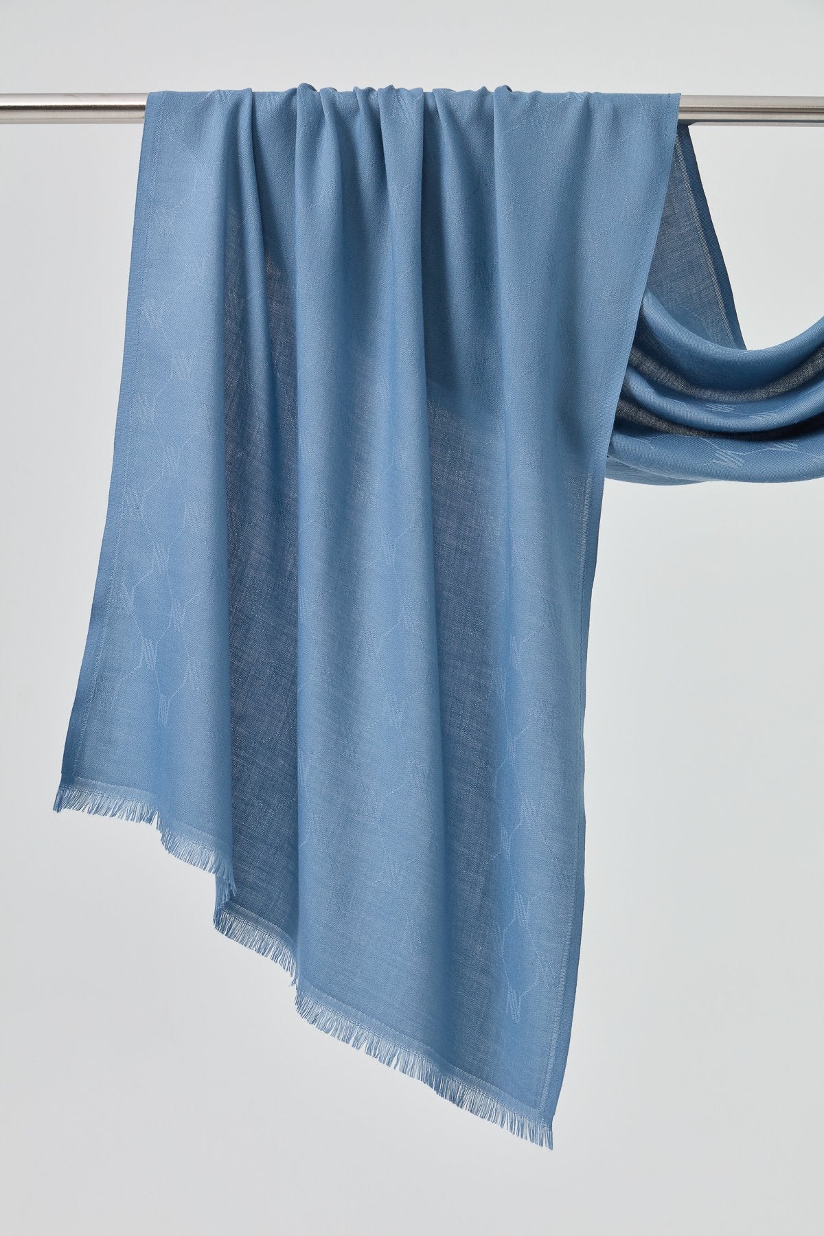 comfy-sal-indigo-220853.jpg