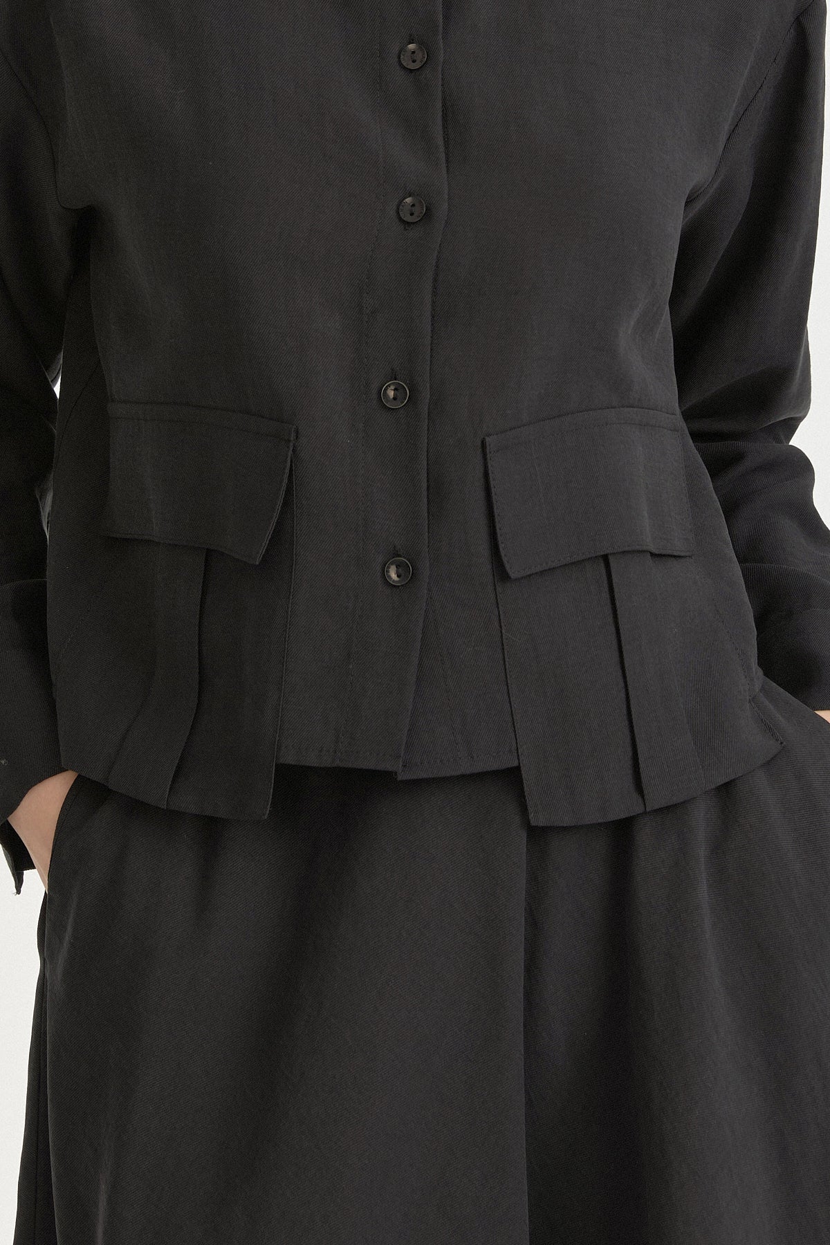 Crop Gömlekli Lyocell Takım - Siyah