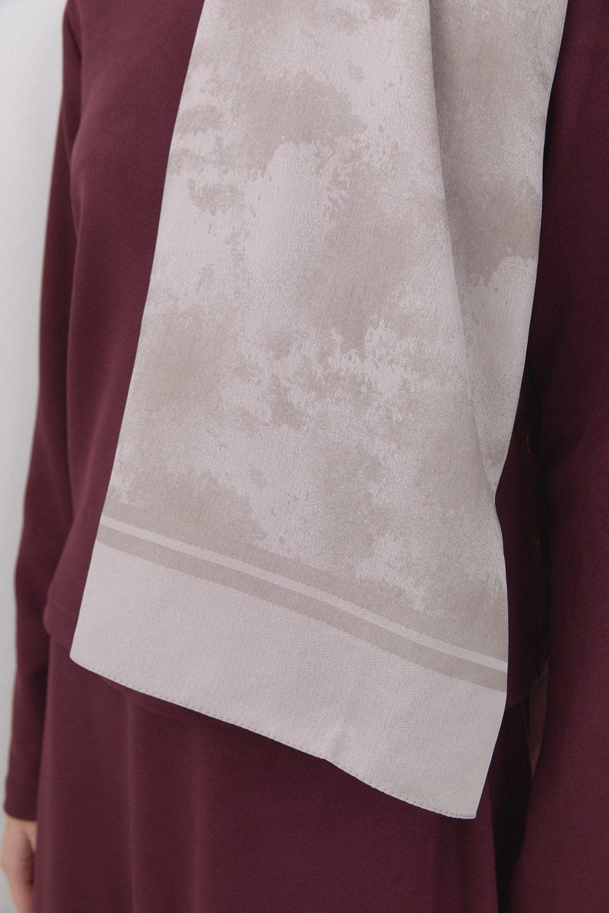 Wave Pattern Naia Cotton Scarf - Light Grey