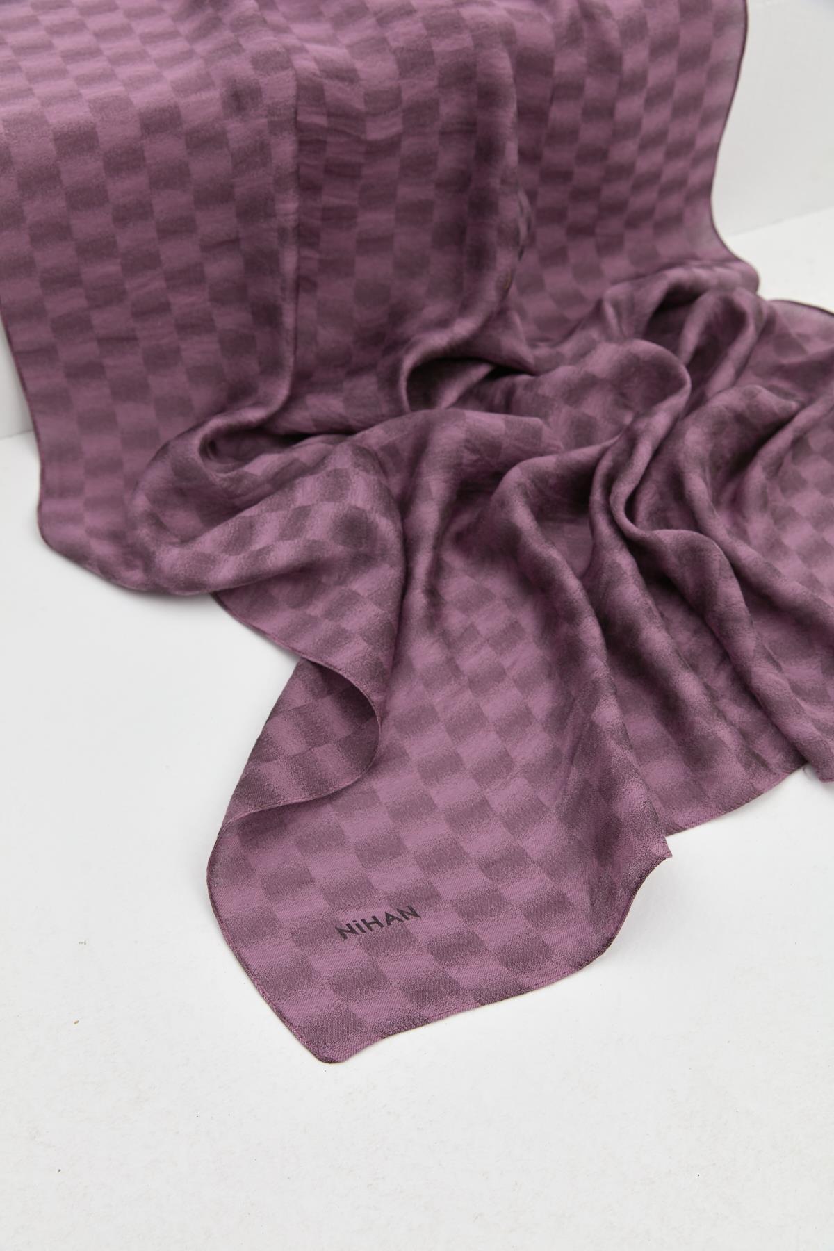 Checkered Pattern Shawl - Plum