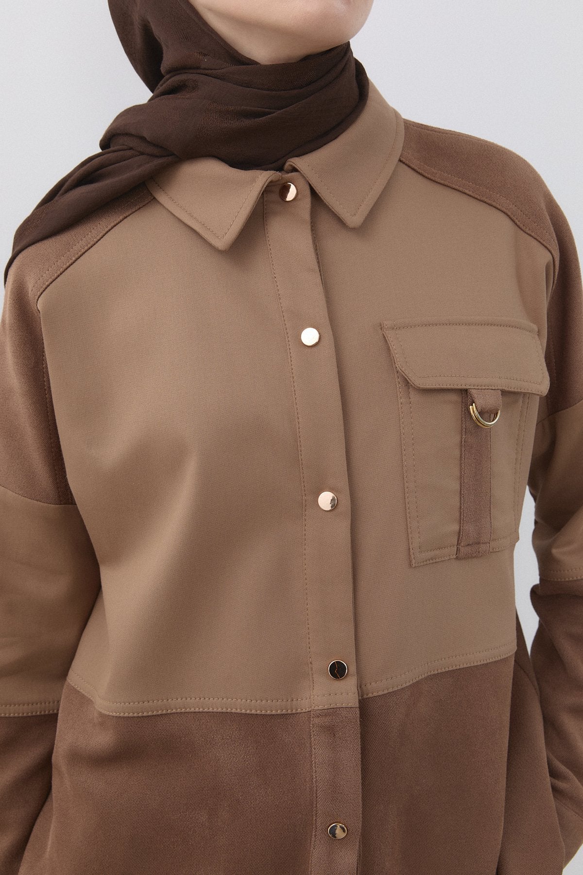 denim-gorunumlu-d-toka-detayli-tunik-camel-260854.jpg