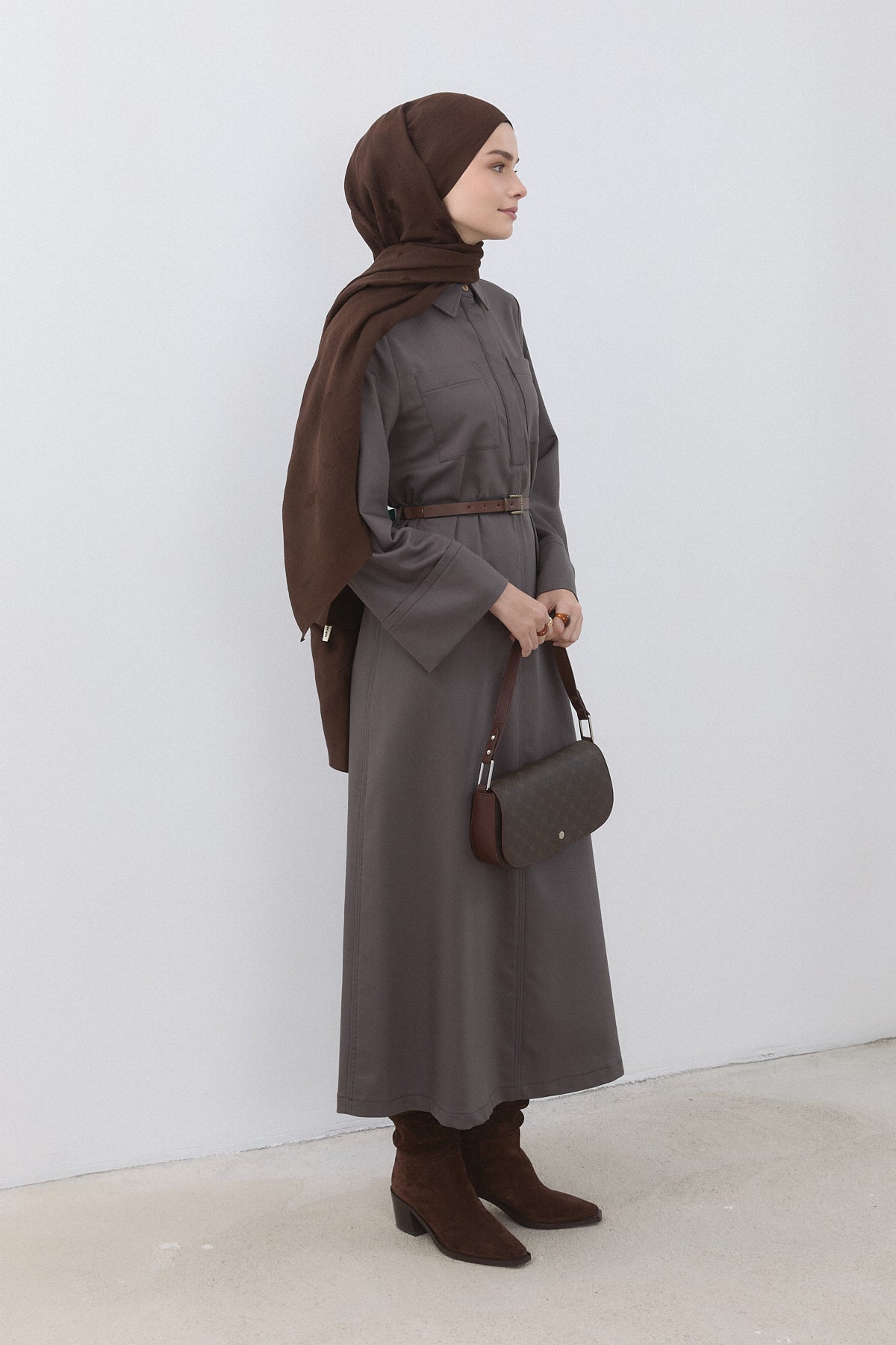 denim-gorunumlu-kemerli-elbise-fume-261394.jpg