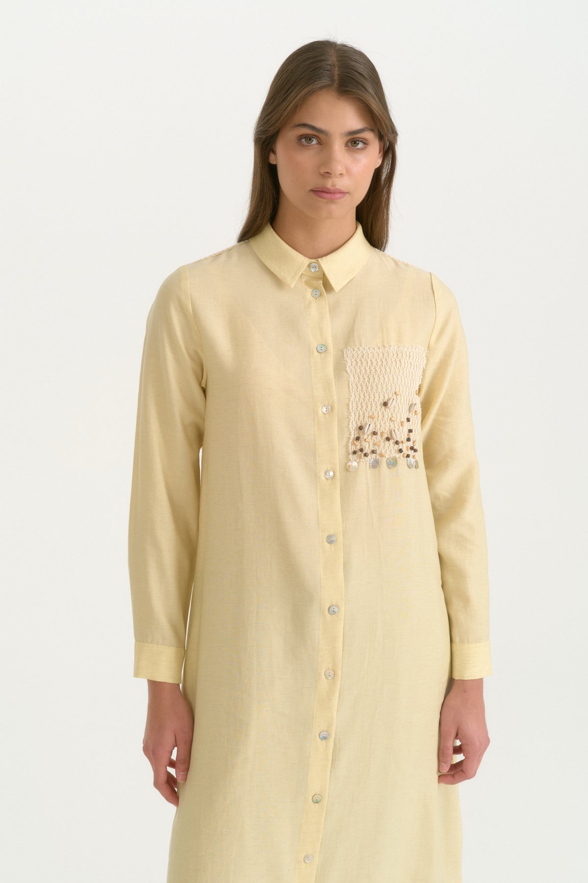 deniz-kabugu-detayli-gomlek-yaka-lyocell-tunik-sari-266171.jpg