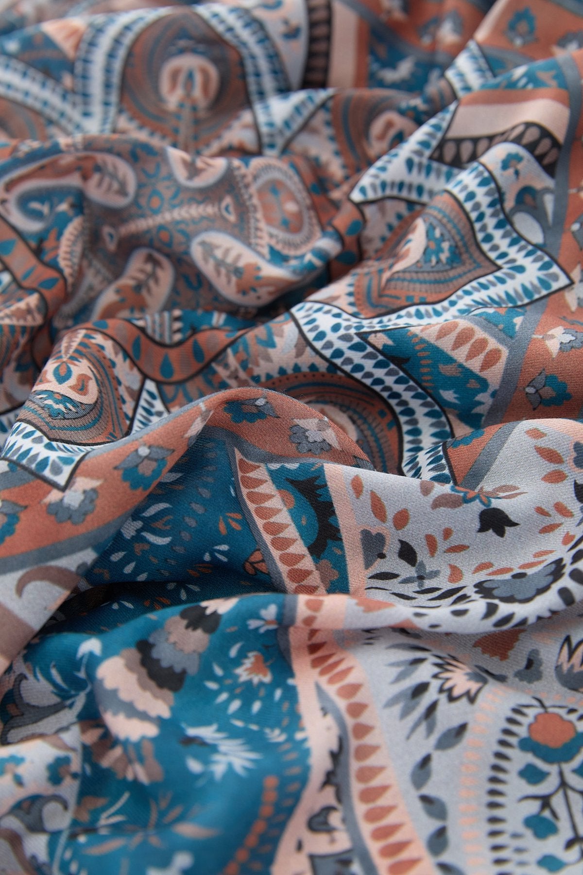 Patterned Soft Scarf - Black