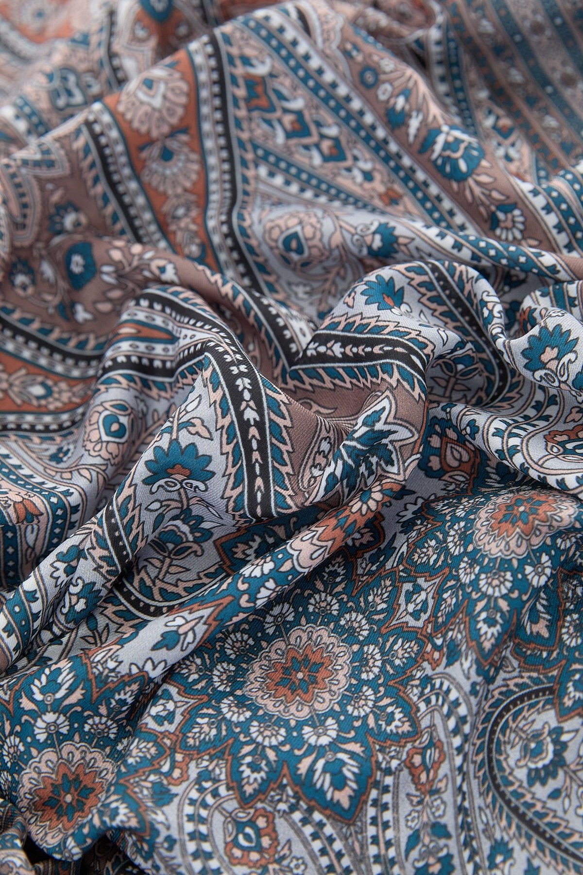 Patterned Soft Scarf - Black