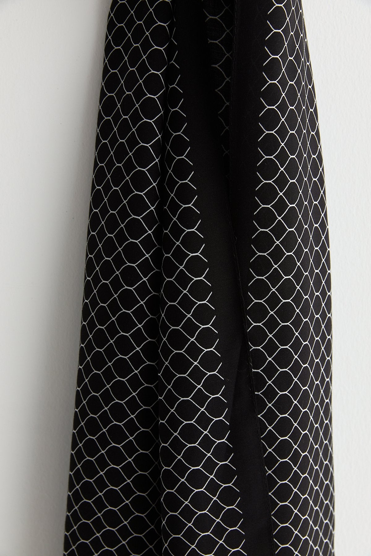 Patterned Viscose Silk Scarf - Black