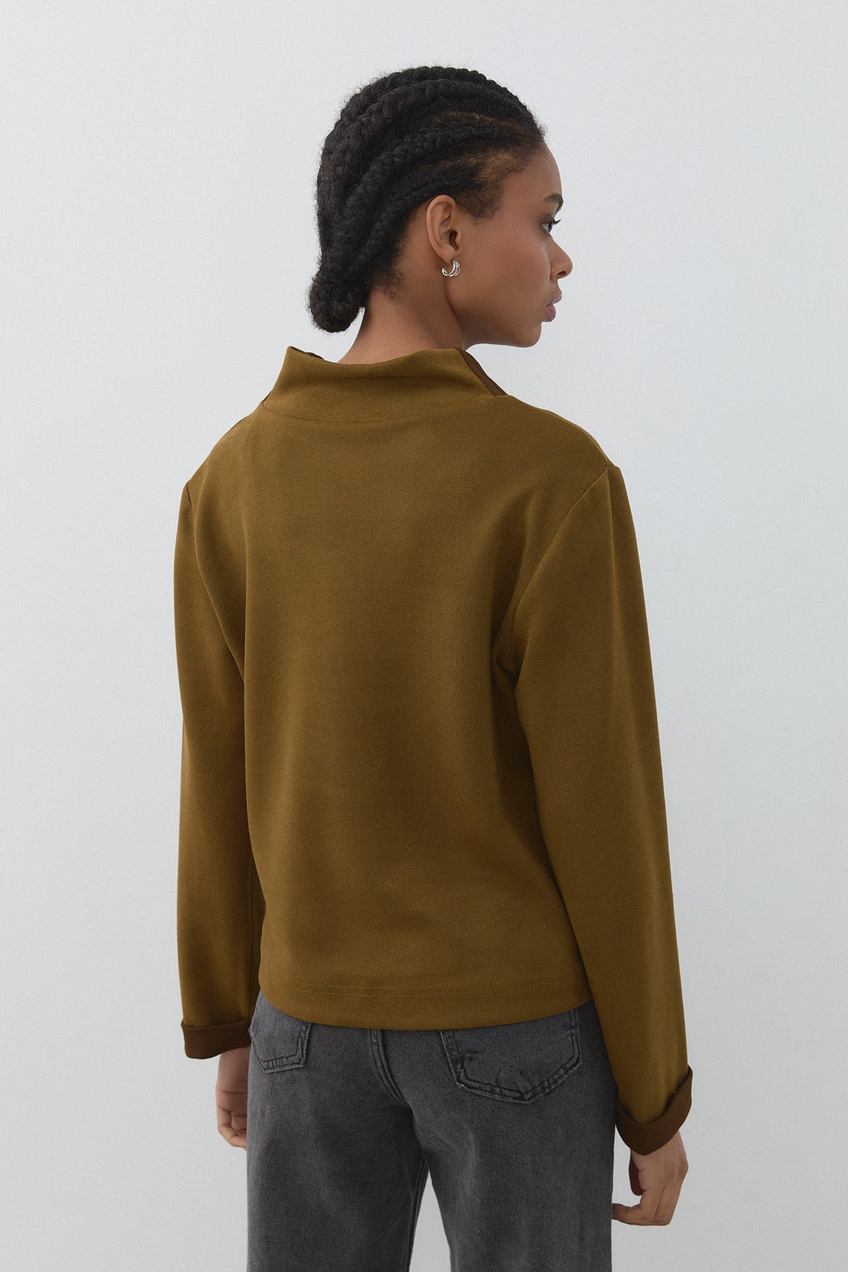 Dik Yaka Basic Cupra Süet Bluz - Olive
