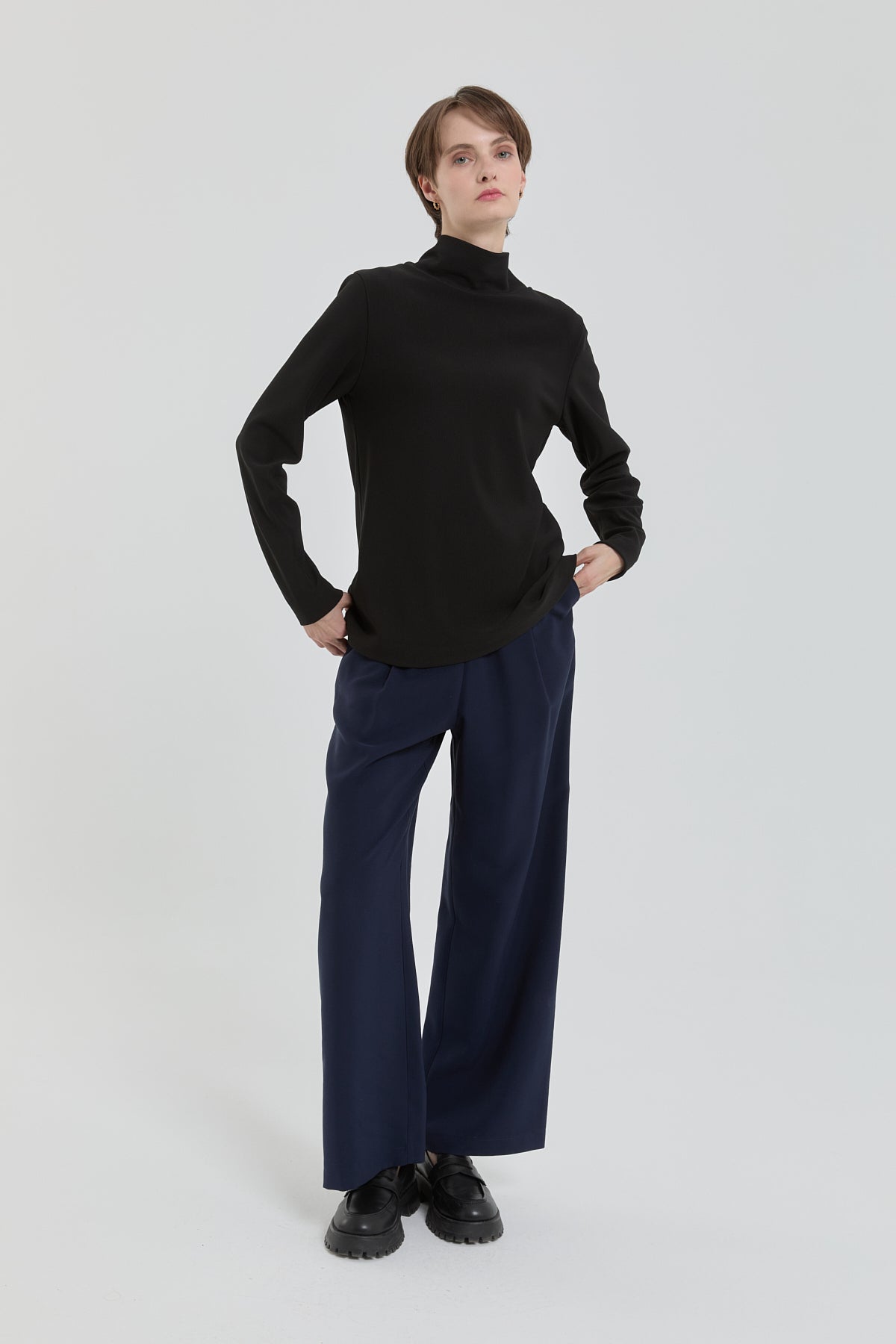 dik-yaka-basic-orme-bluz-siyah-258377.jpg