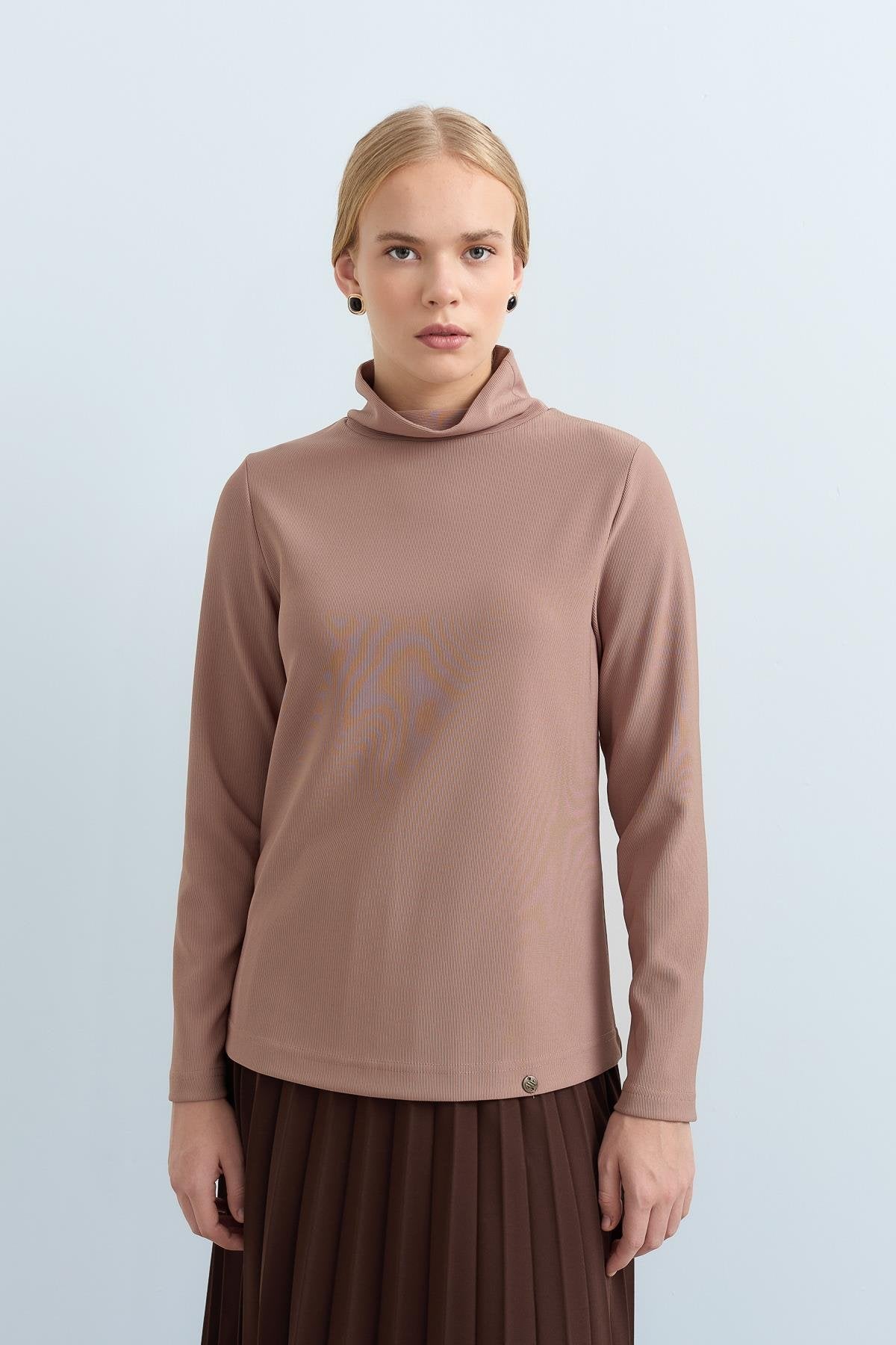 Dik Yaka Basic Örme Bluz - Vizon