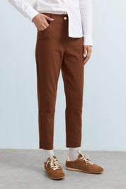 Dynamic 5-Pocket Slim-Fit Gabardine Trousers - Brown
