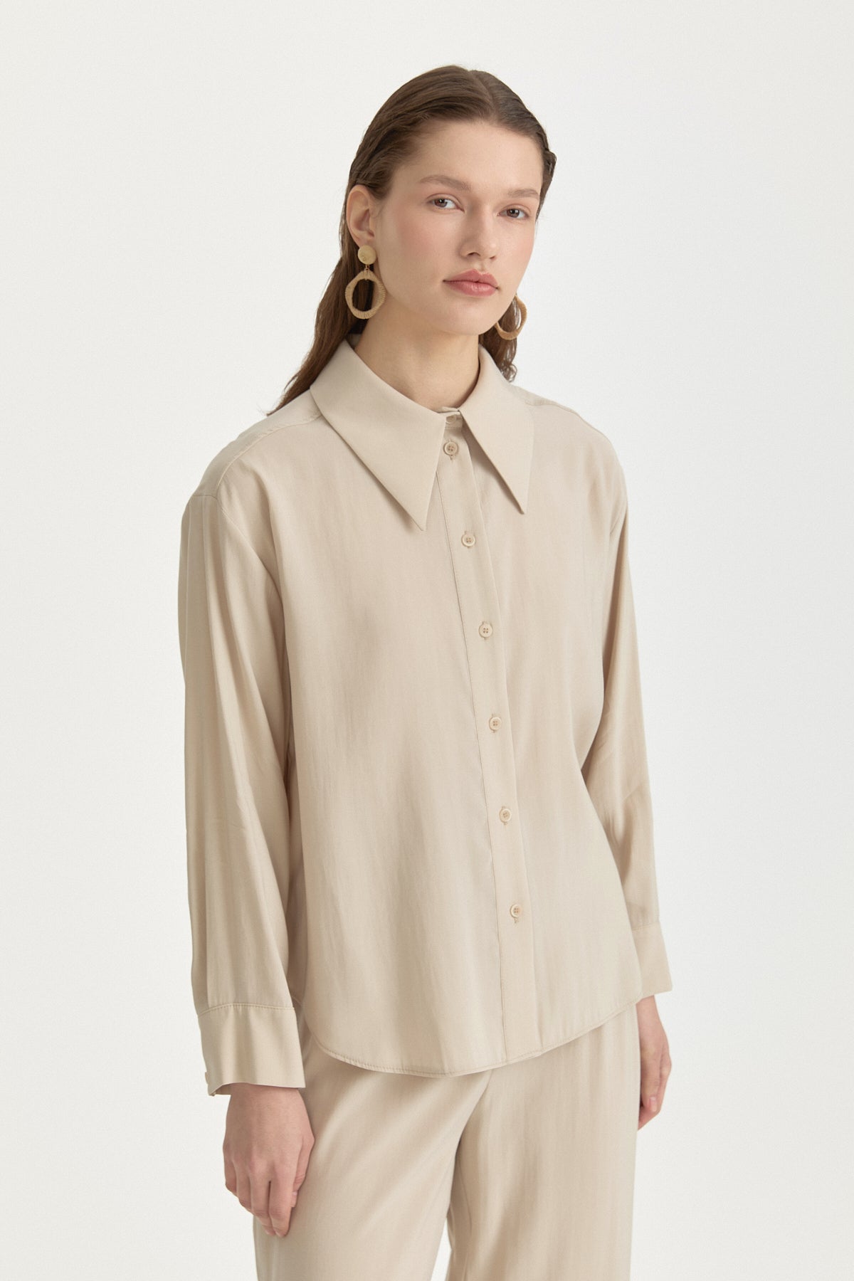 dusuk-kollu-basic-modal-gomlek-bej-262030.jpg