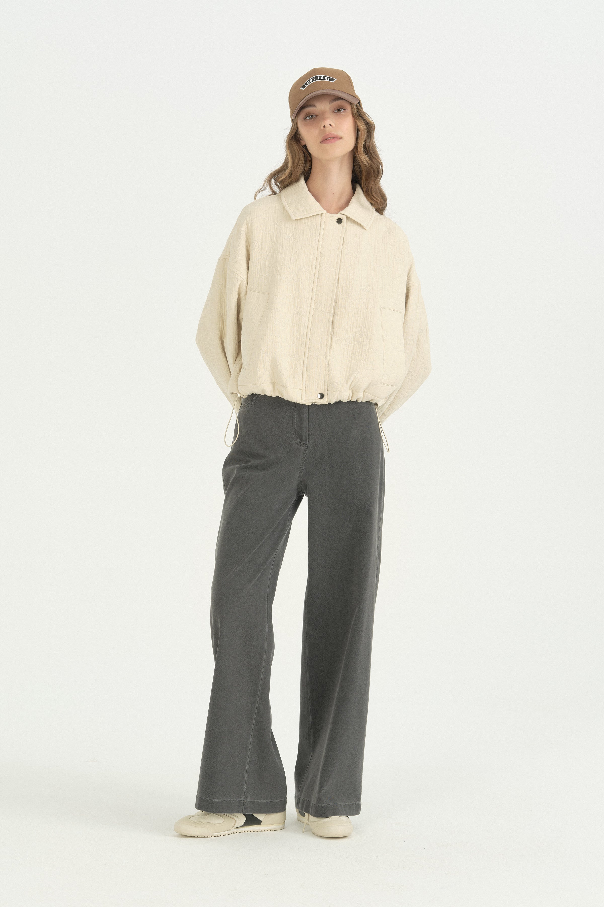 Floral Desenli Crop Kapitone Ceket - Krem