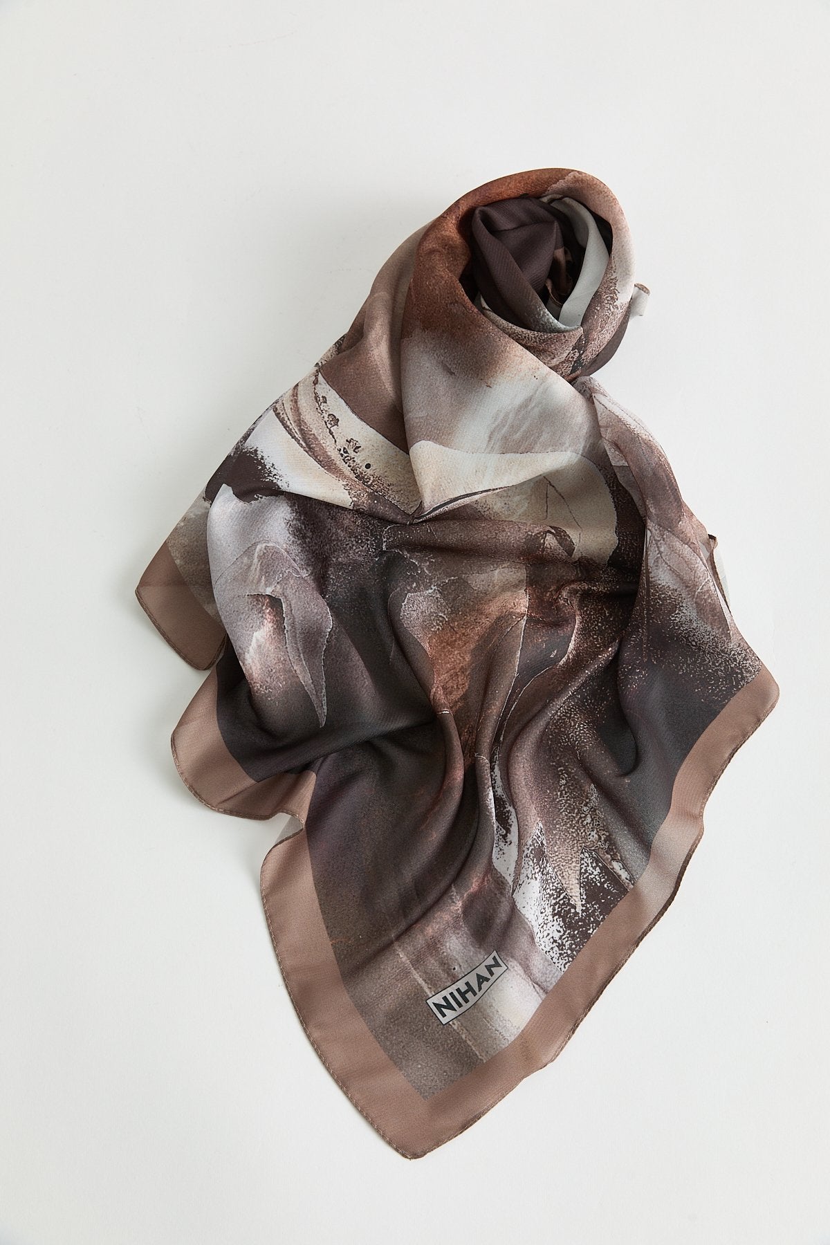 flos-natural-fly-esarp-kahve-260348.jpg