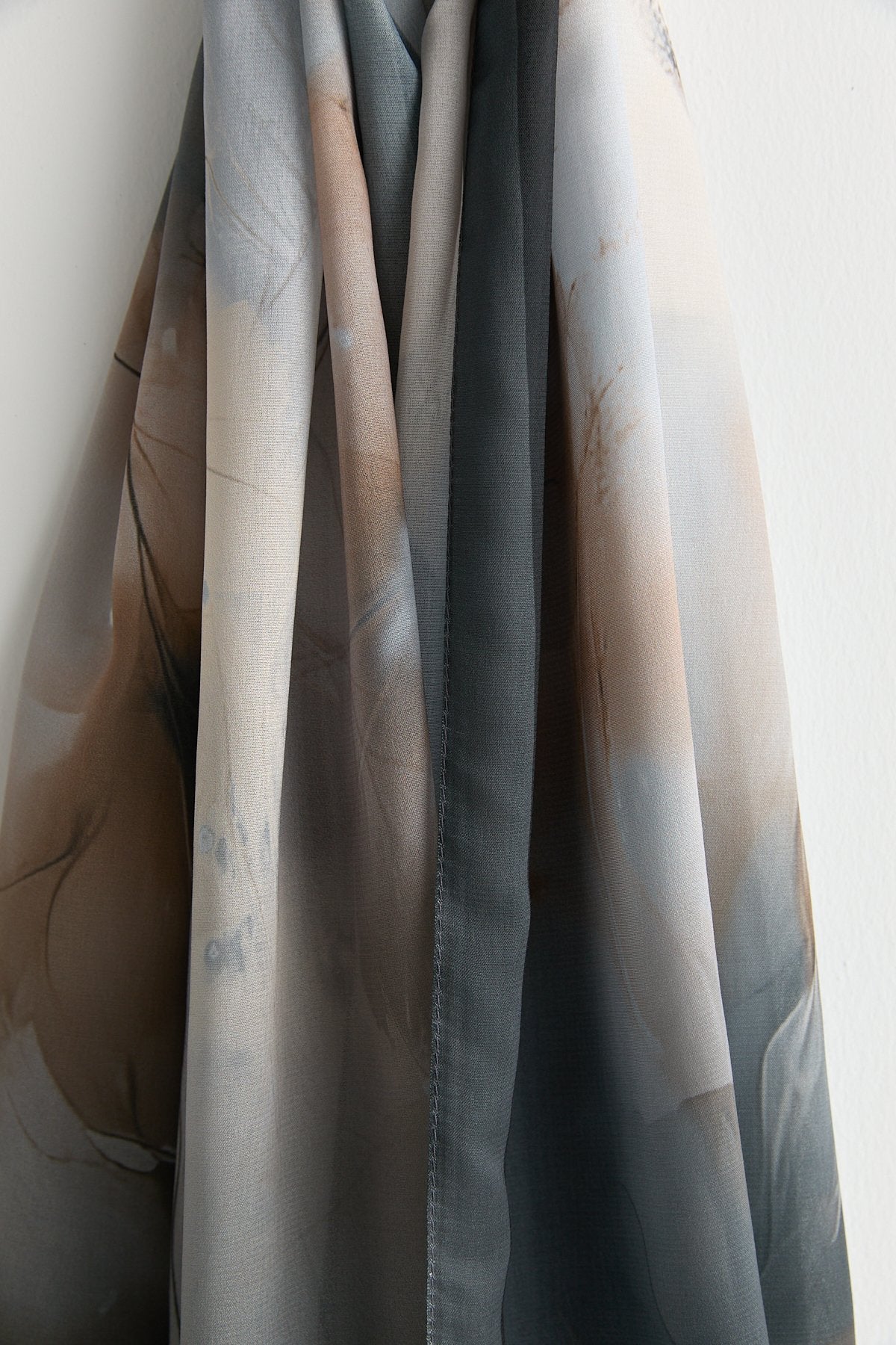 Floss Natural Fly Scarf - Grey