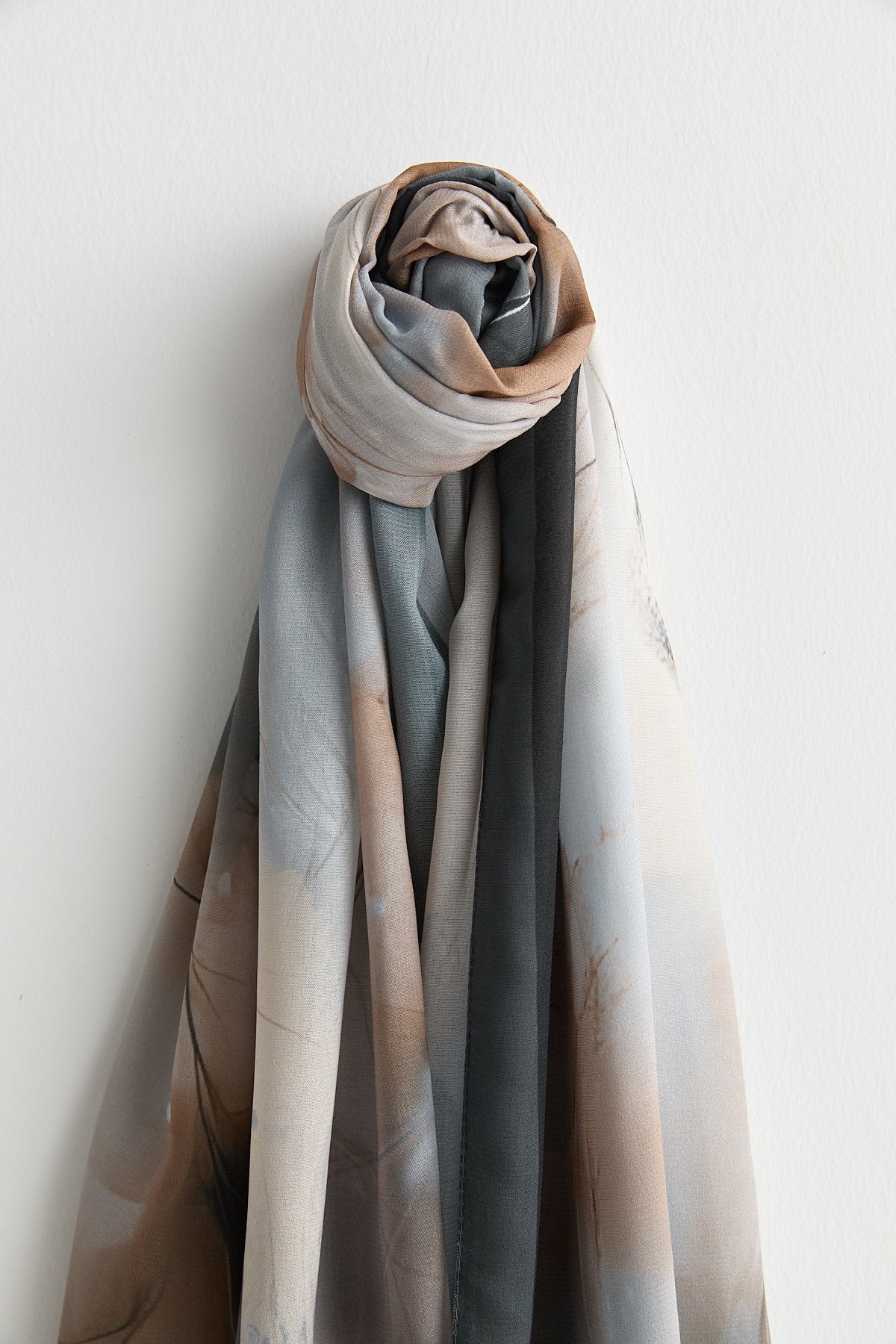 Floss Natural Fly Scarf - Grey