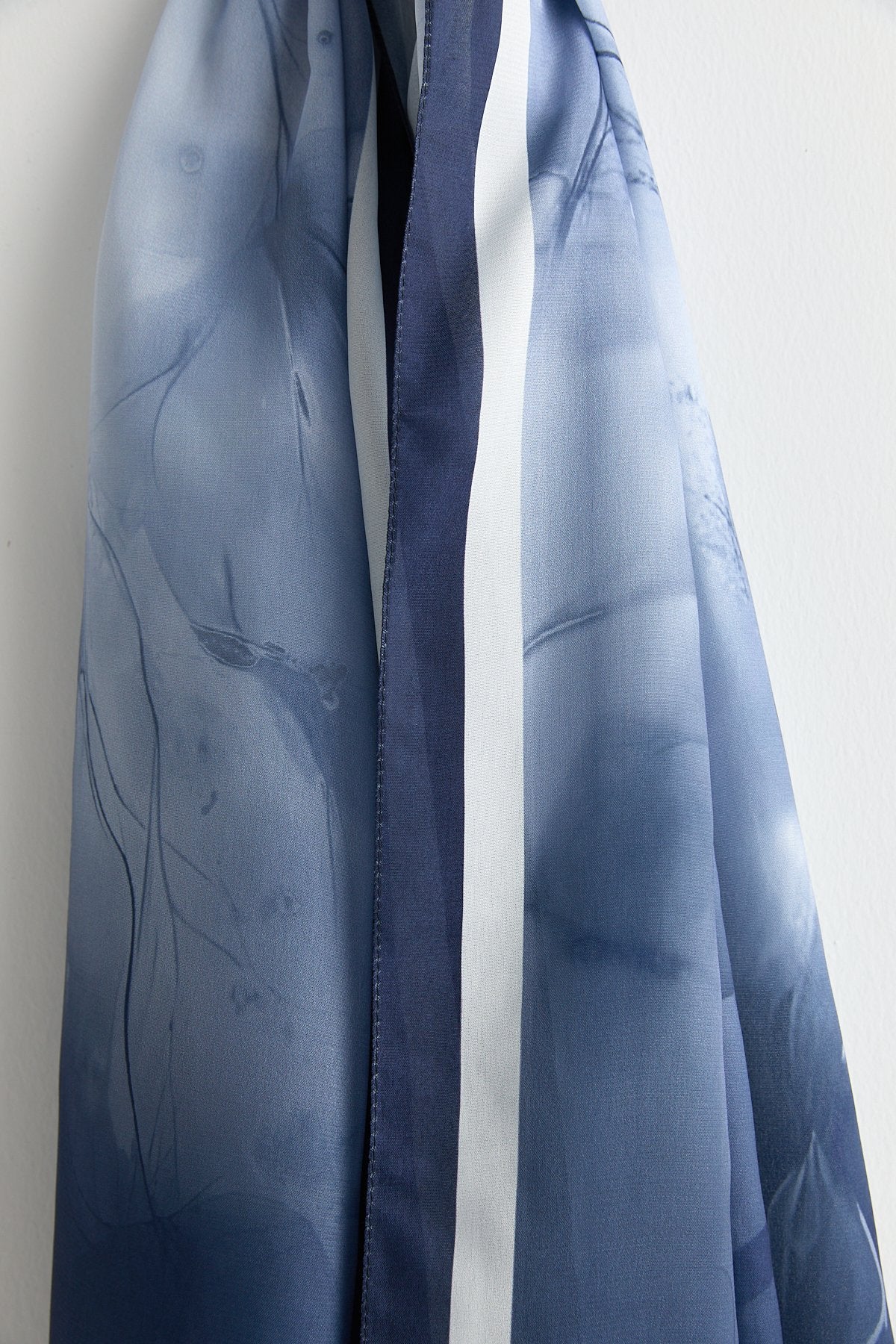 Floss Natural Fly Scarf - Navy Blue