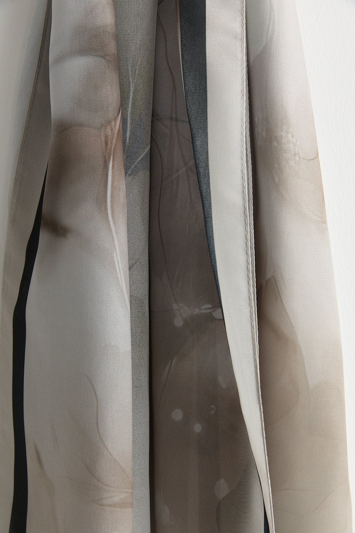 Floss Natural Fly Scarf - Mink