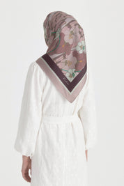 Garden Whisper Twill İpek Eşarp - Gül Kurusu