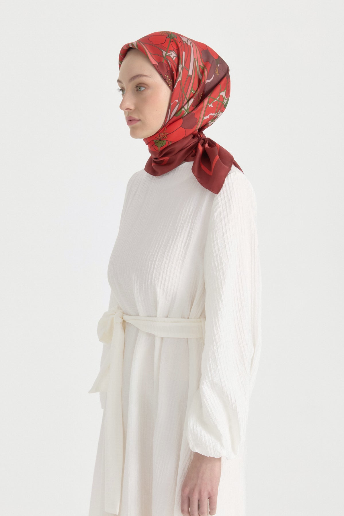 garden-whisper-twill-ipek-esarp-kirmizi-264616.jpg