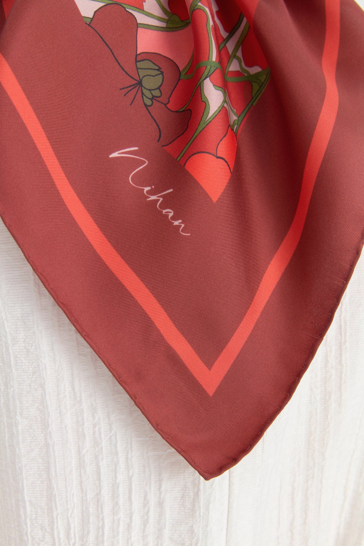 Garden Whisper Twill İpek Eşarp - Kırmızı