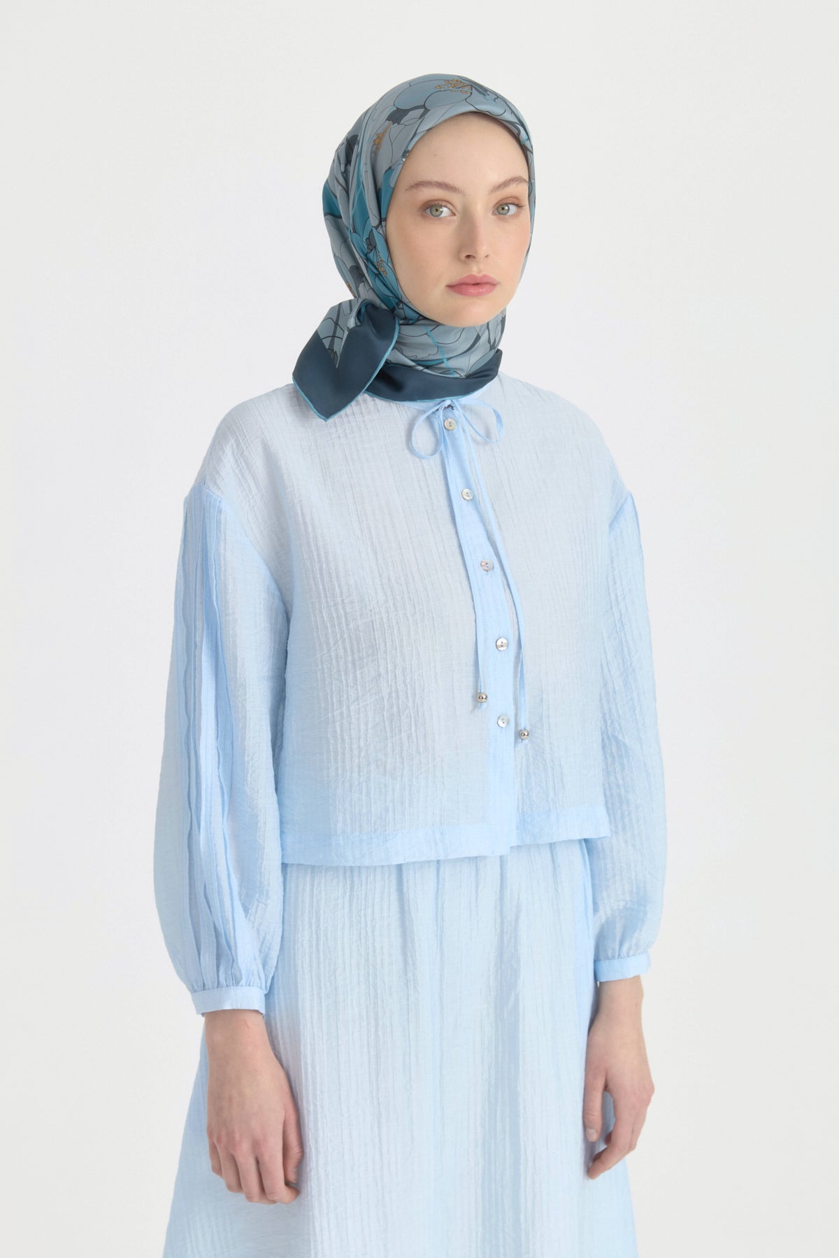 garden-whisper-twill-ipek-esarp-mavi-264628.jpg