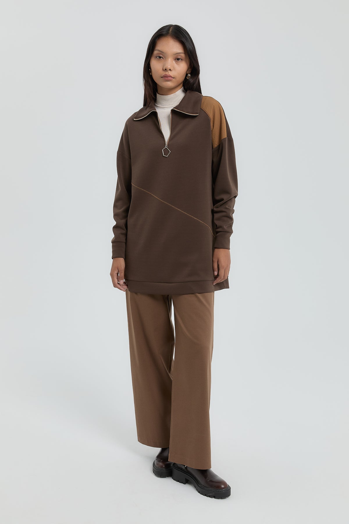 Garni Detail Sweatshirt - Coffee