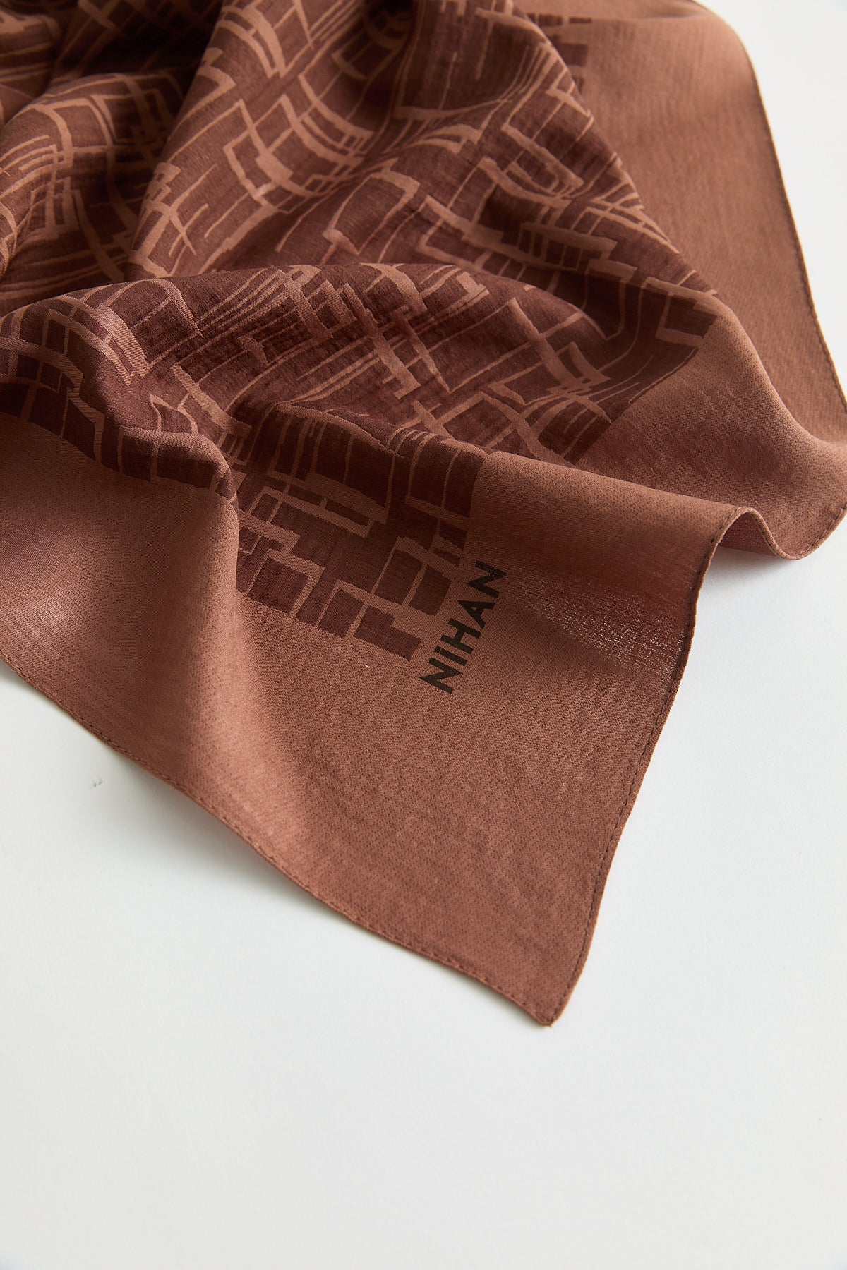 Geometric Pattern Jacquard Scarf - Coffee