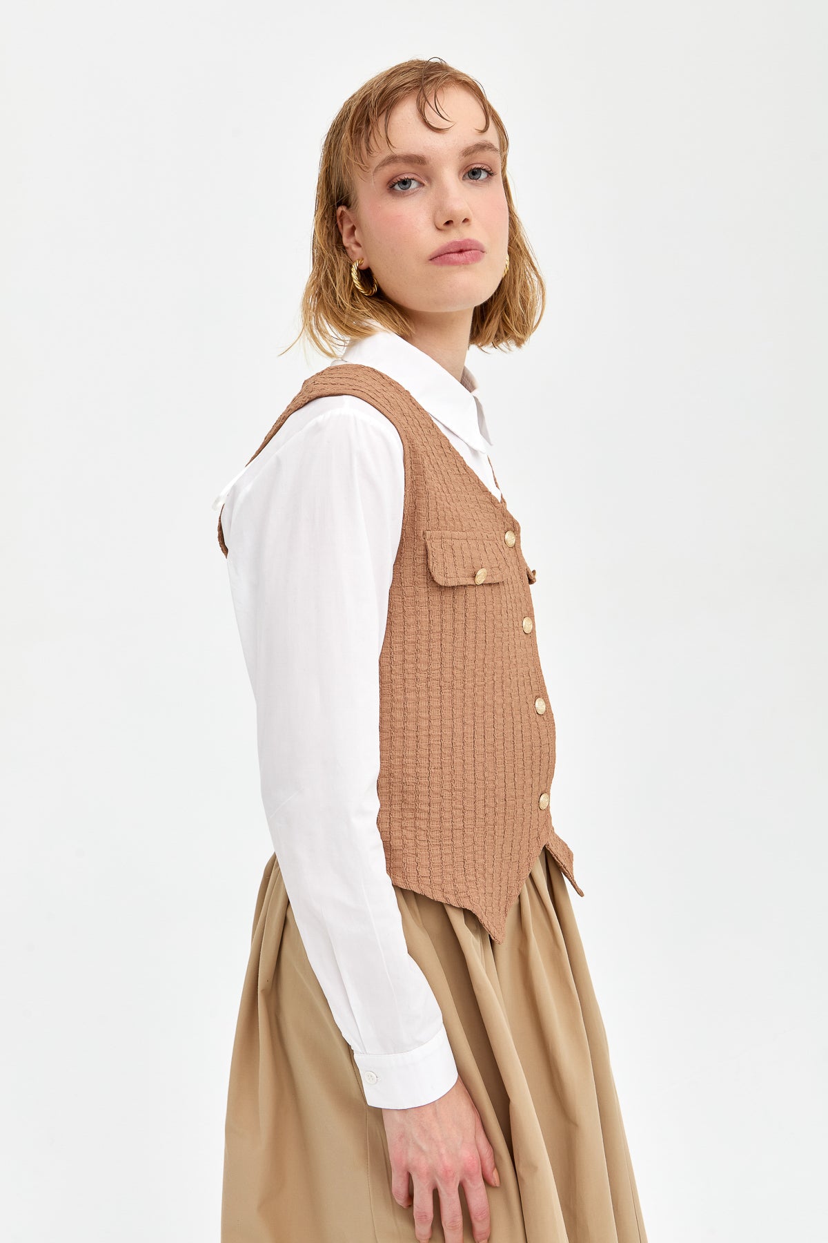 Gold Buttoned Vest - Beige