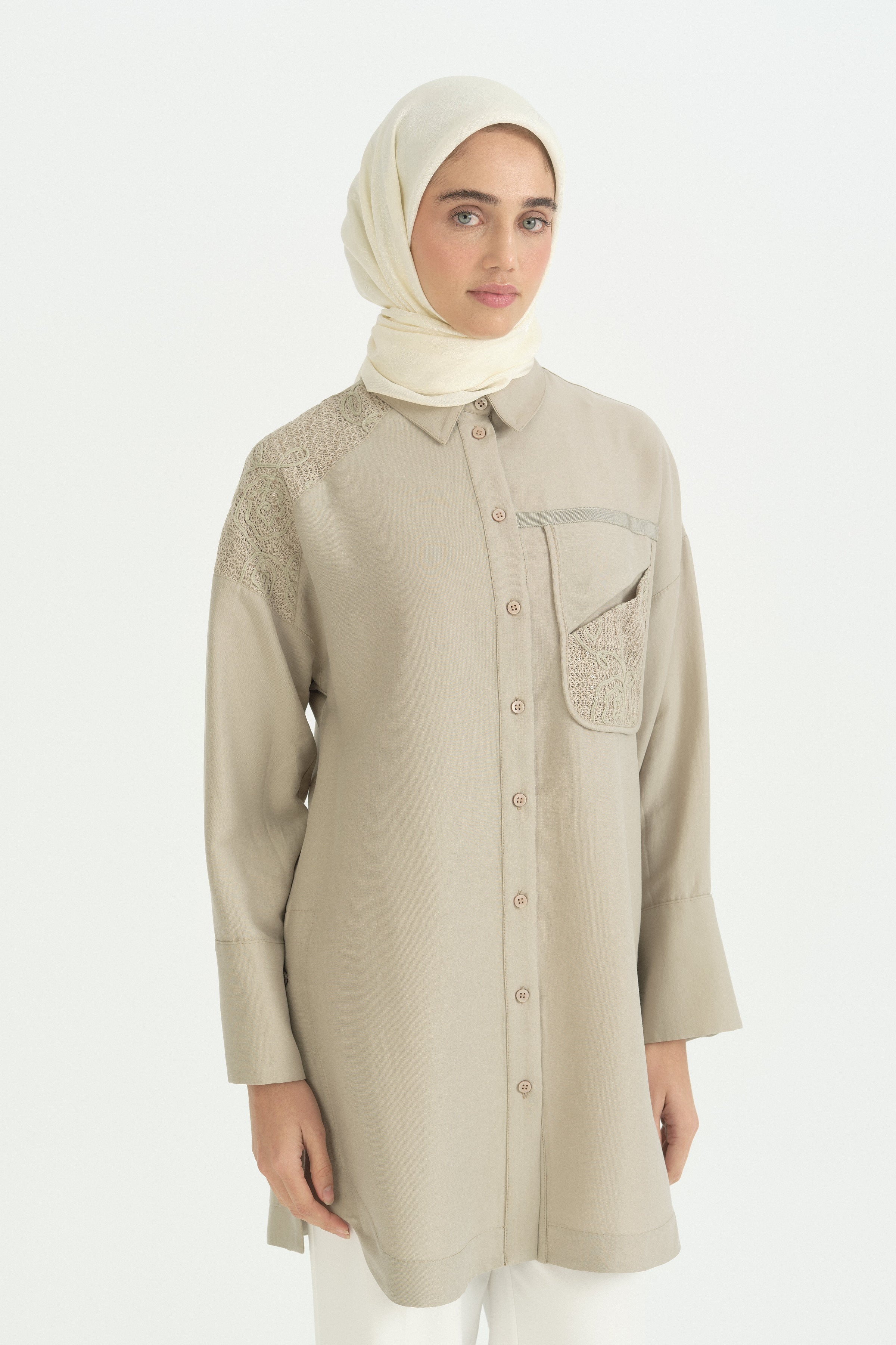 Güpür Detaylı Lyocell Tunik - Taş