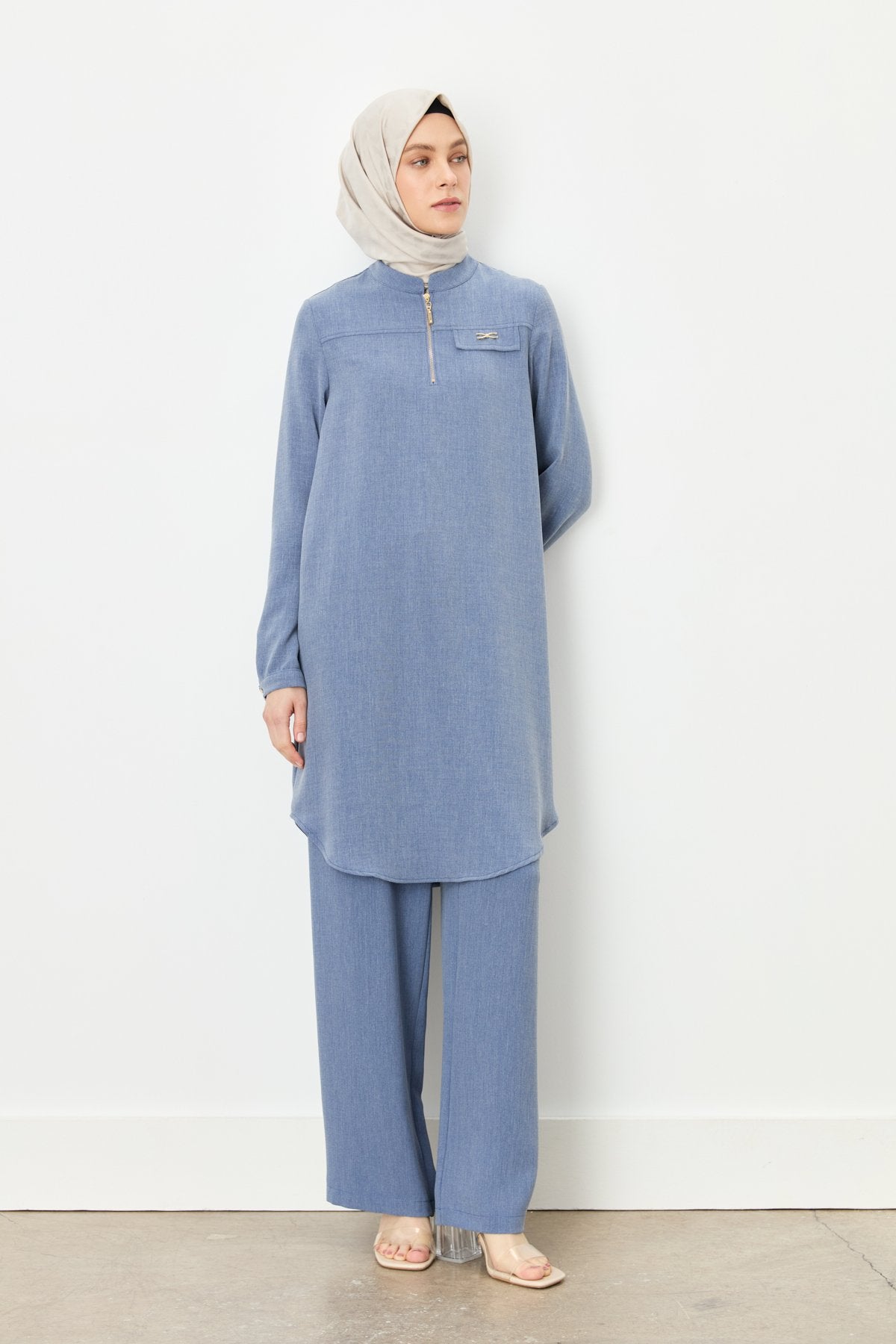 Mandarin Collar Tunic with Accessories - Indigo