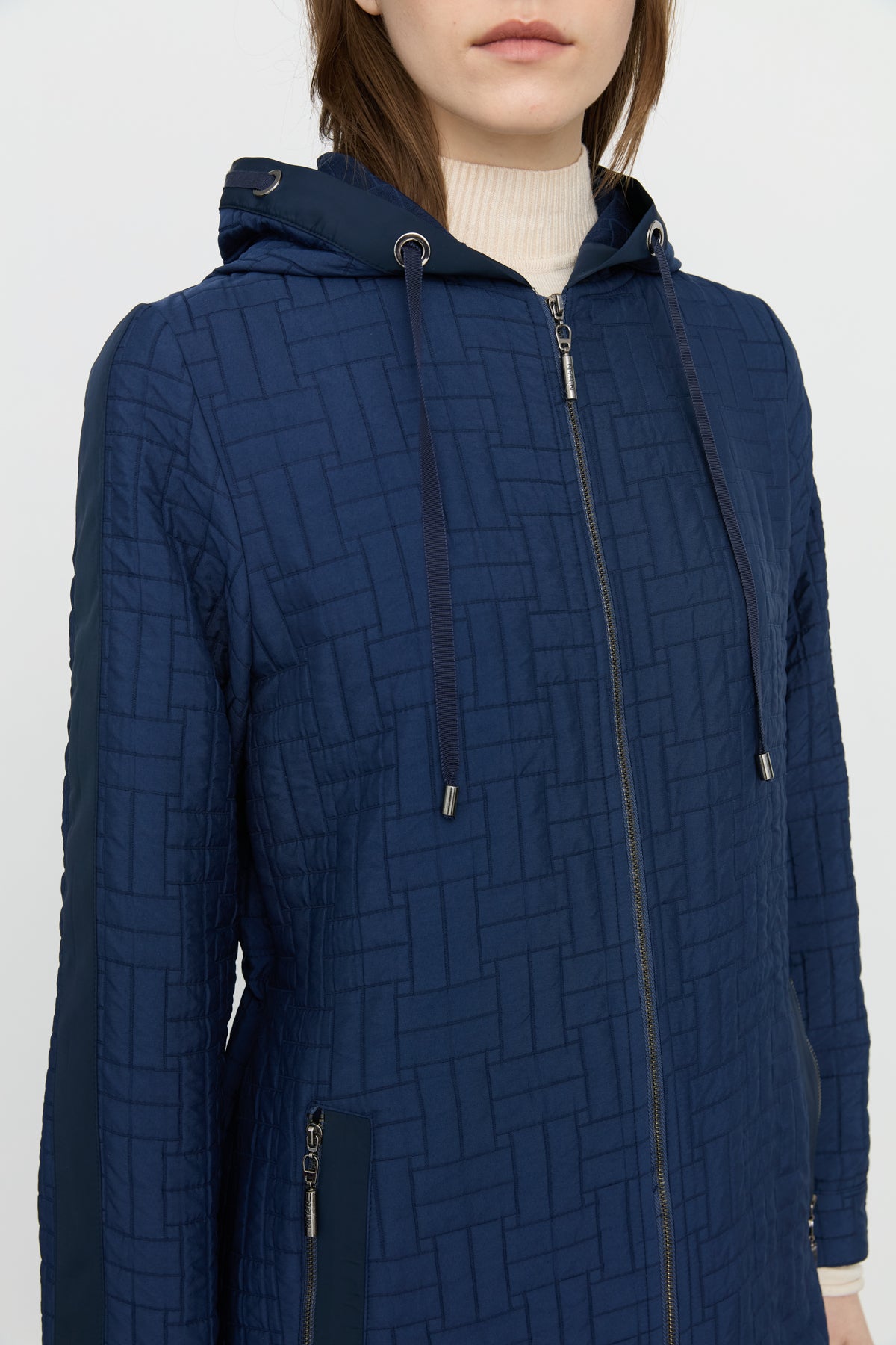 Fine Quilted Hooded Jacket with Accessory Details - Navy Blue