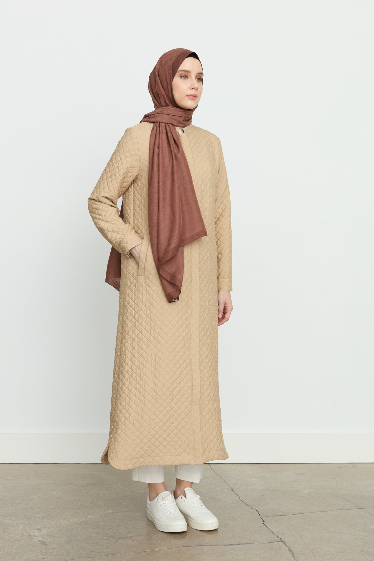 ince-kapitone-bagcik-detayli-pardesu-camel-244922.jpg