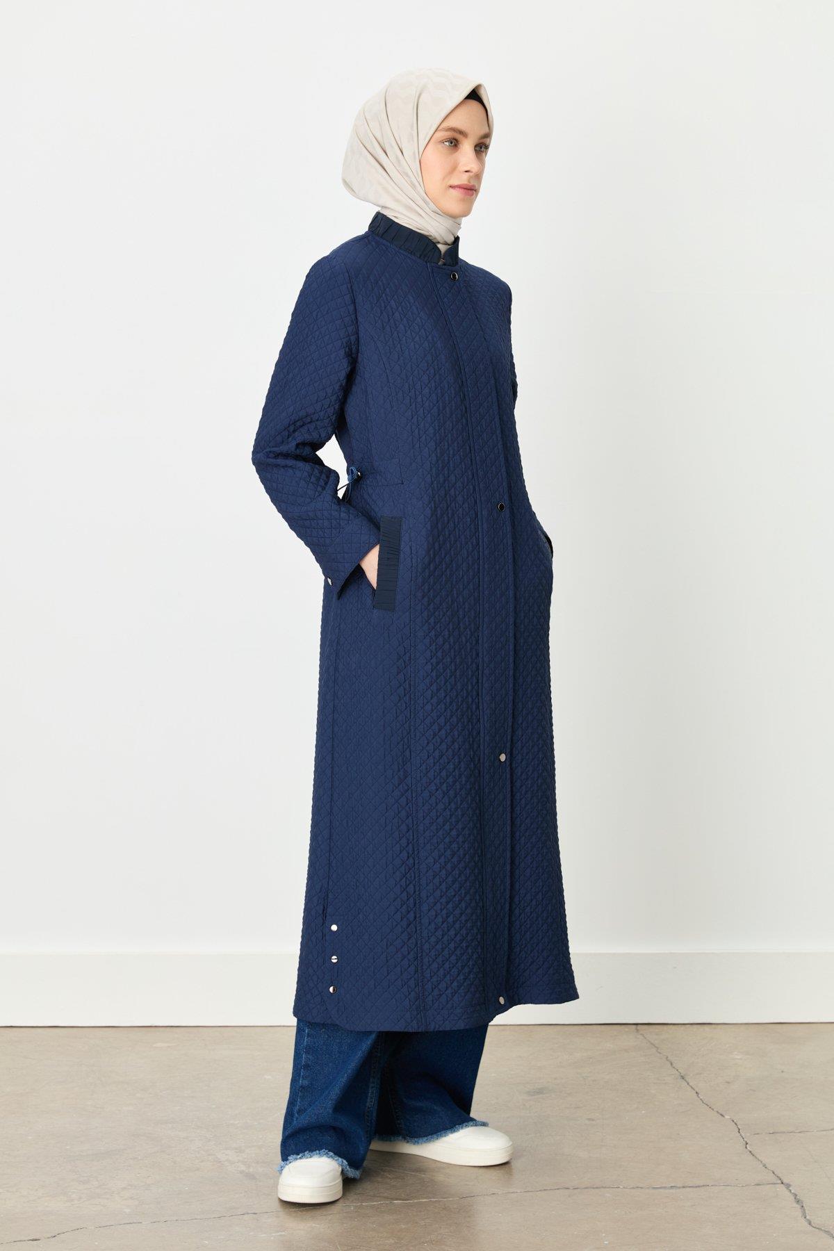 Thin Quilted Jacket with Drawstring Waist - Navy Blue