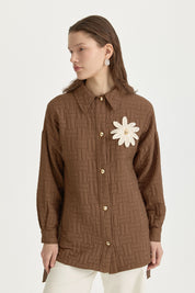Thin Quilted Brooch Jacket - Light Brown
