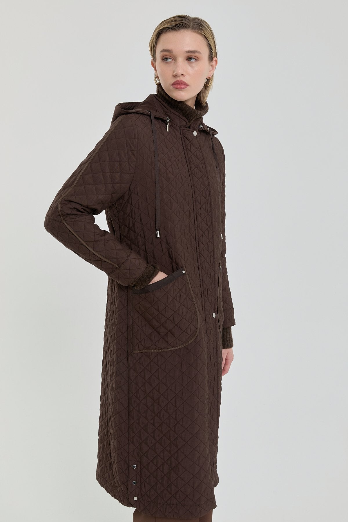 Fine Quilted Coat with Pocket Detail - Coffee