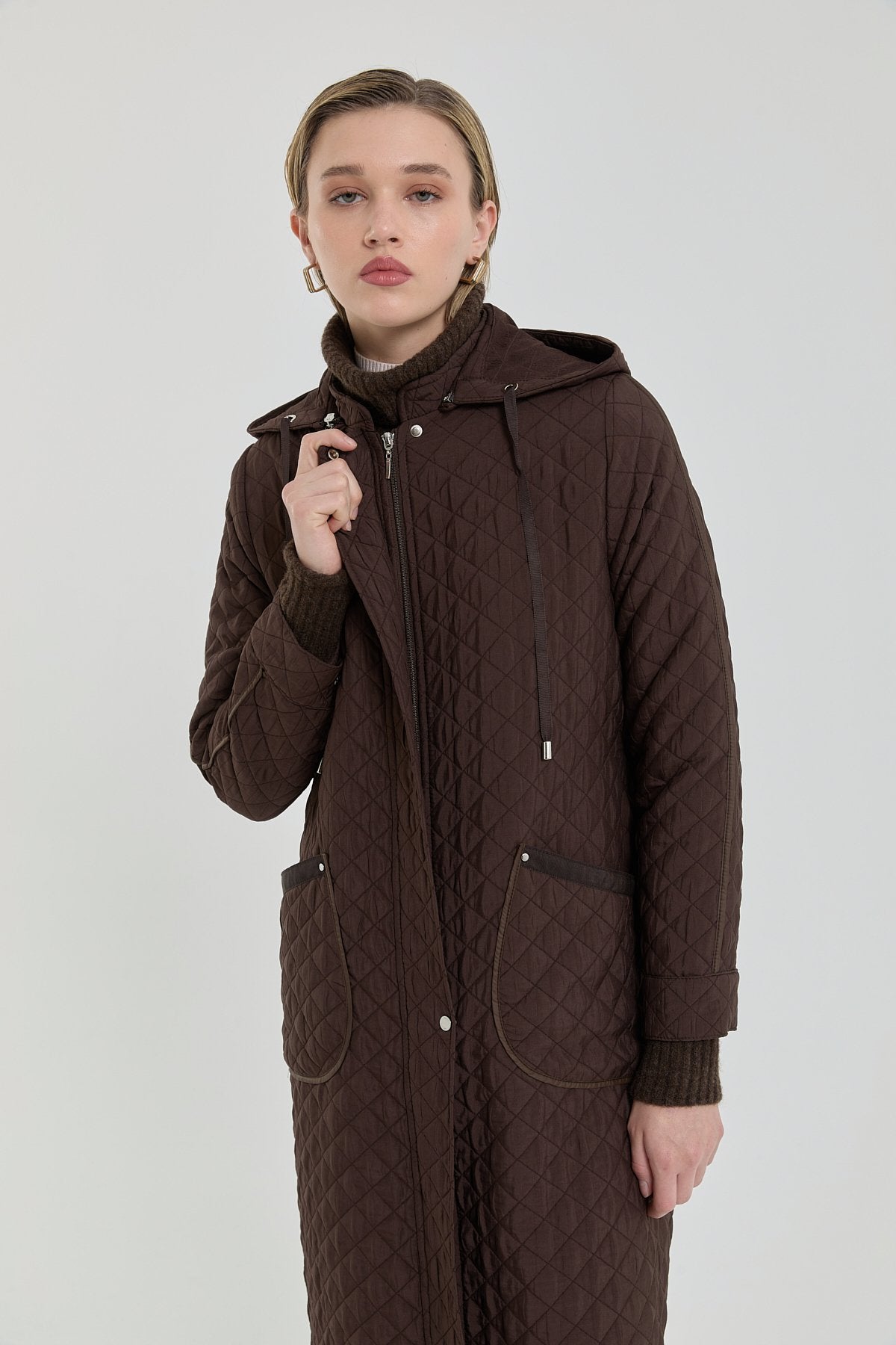 Fine Quilted Coat with Pocket Detail - Coffee