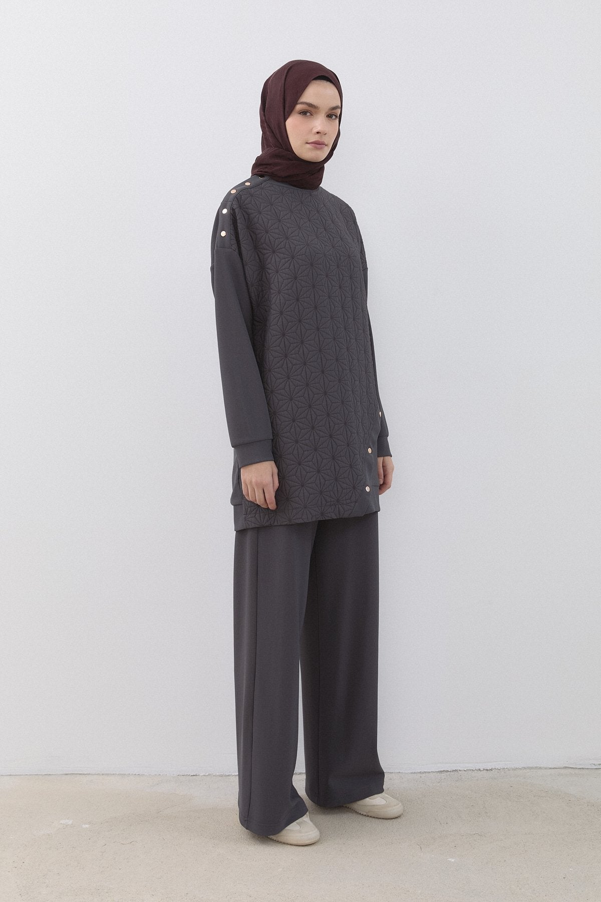 ince-kapitone-detayli-orme-pantolon-tunik-takim-antrasit-260964.jpg
