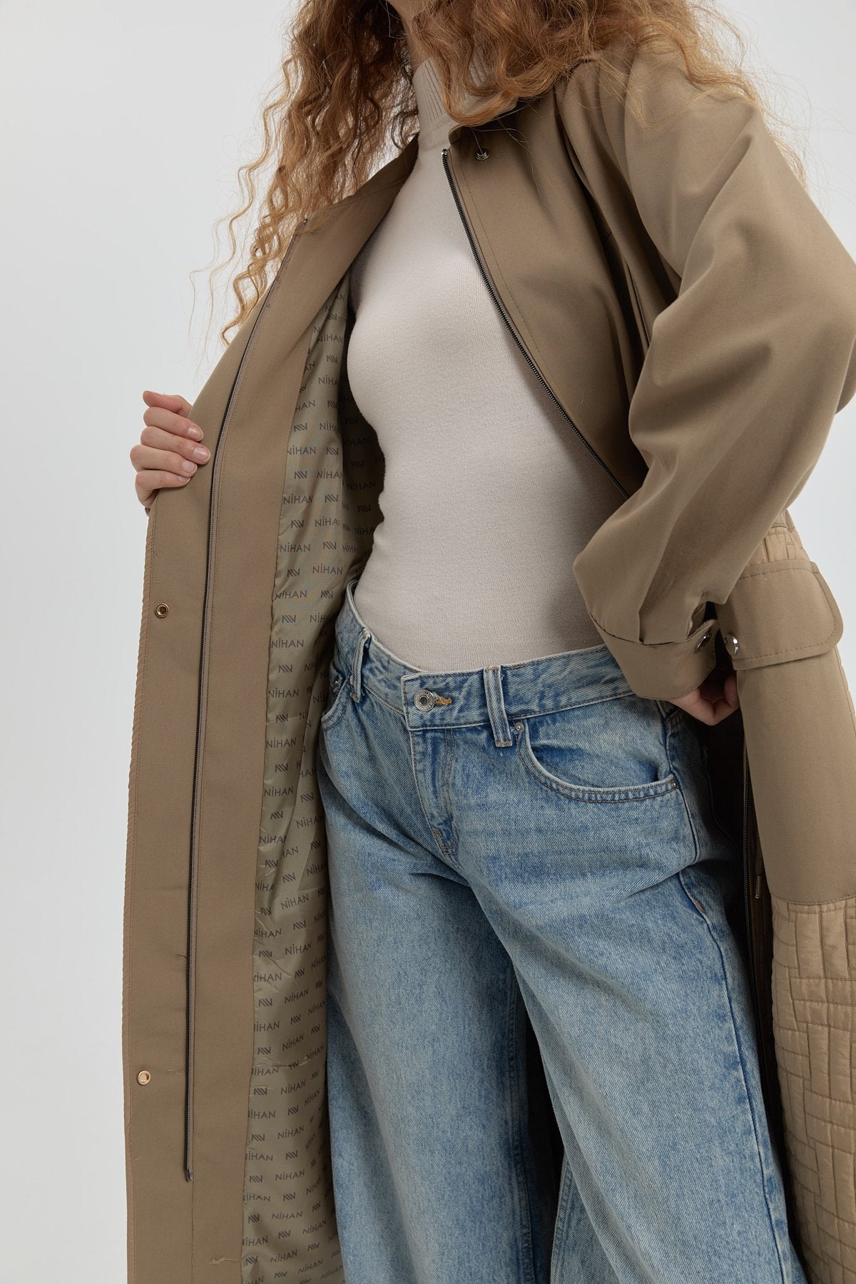 Fine Quilted Trimmed Drawstring Waist Coat - Mink