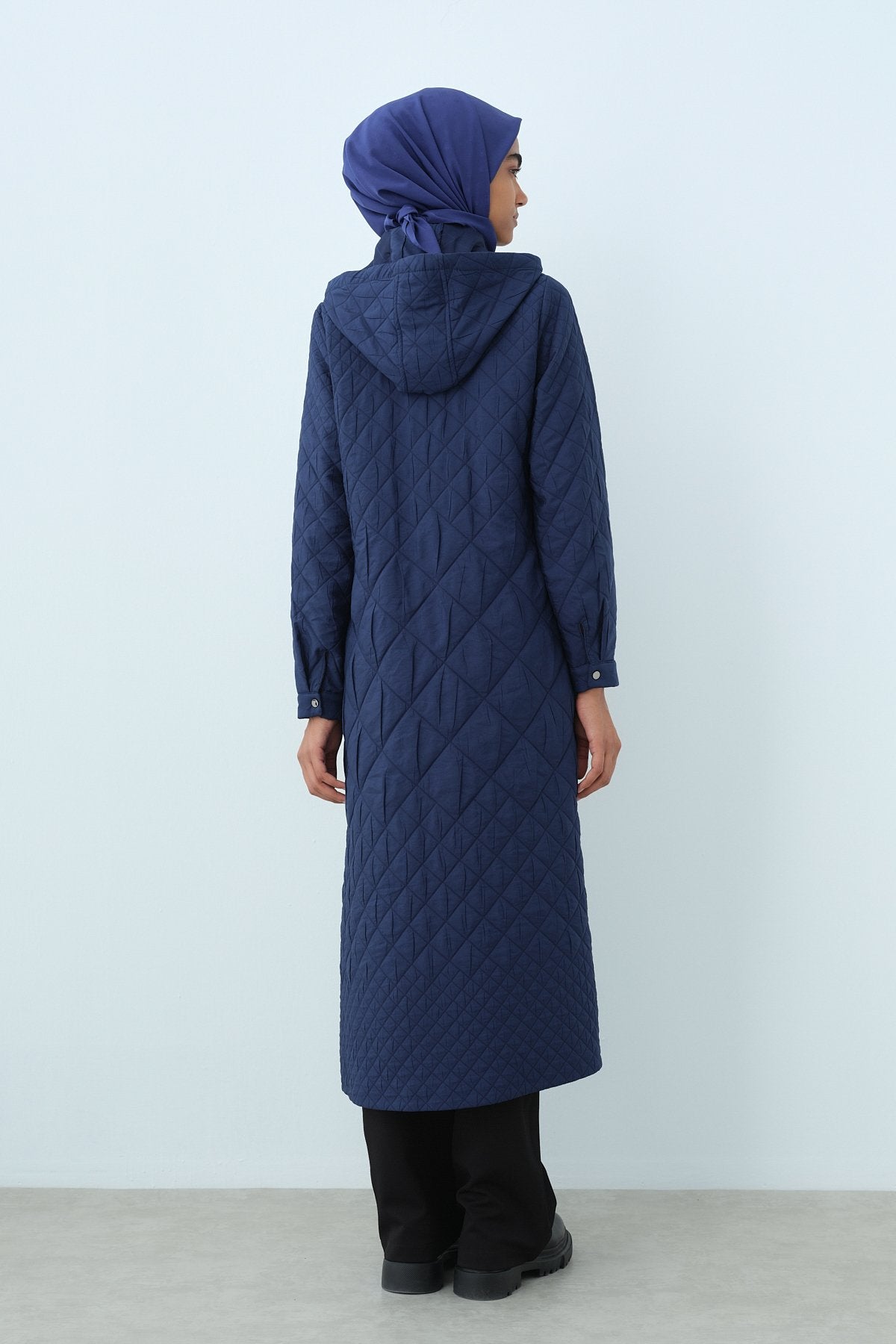 Fine Quilted Grosgrain Detail Trench Coat - Navy Blue