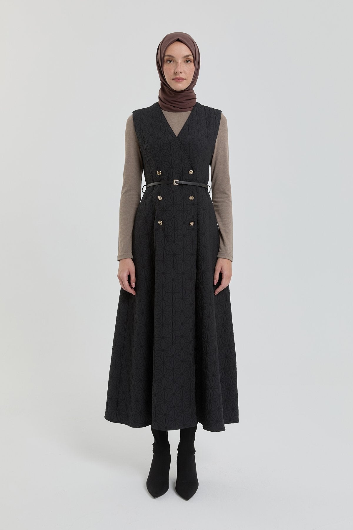 Thin Quilted Waistcoat with Belt - Black