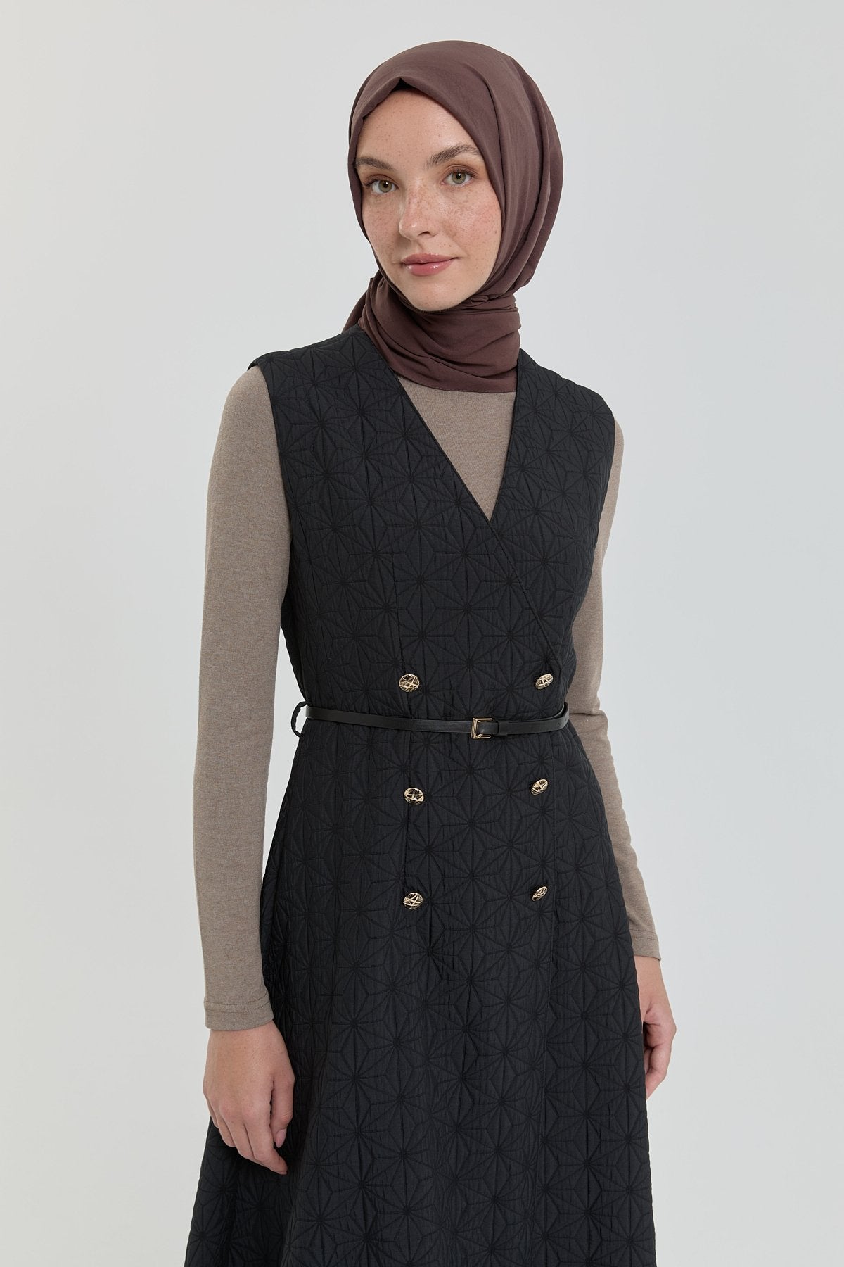 Thin Quilted Waistcoat with Belt - Black